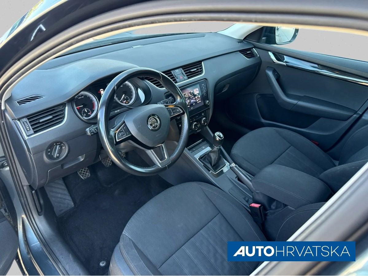 ŠKODA OCTAVIA 1.6 TDI STYLE, 13.690,00 €, fotografija 11