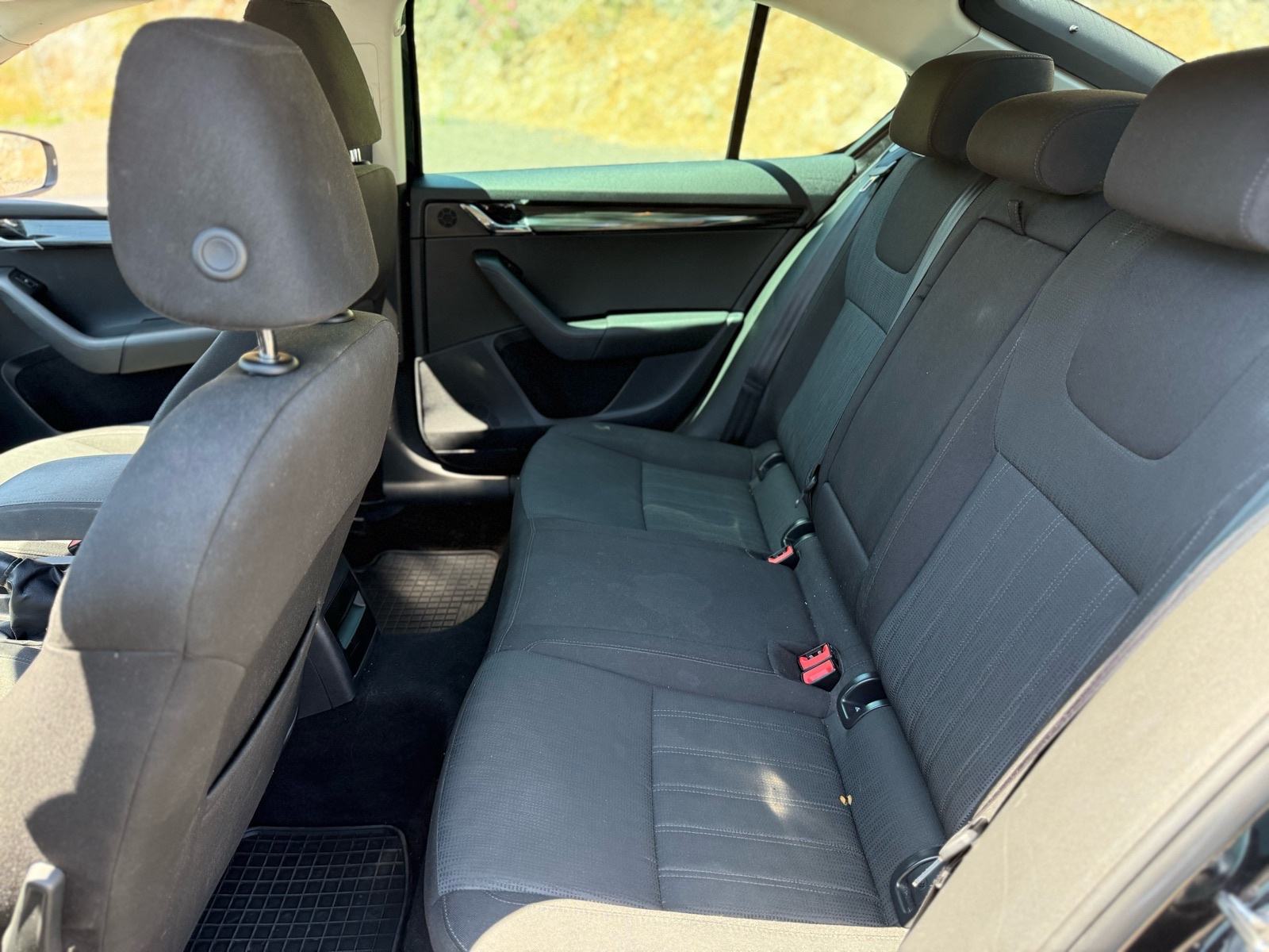 Škoda Octavia 1,6 TDI Style, fotografija 15