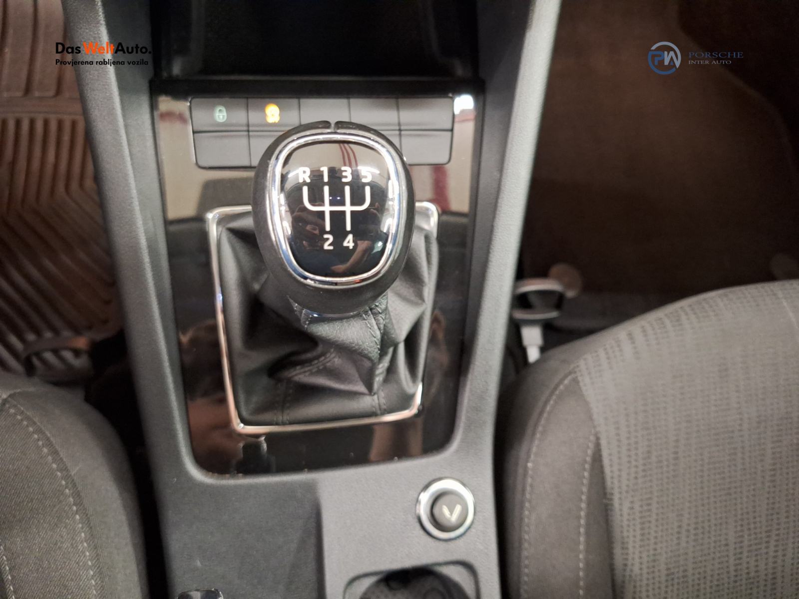 Škoda Octavia 1.6 TDI Style, fotografija 16