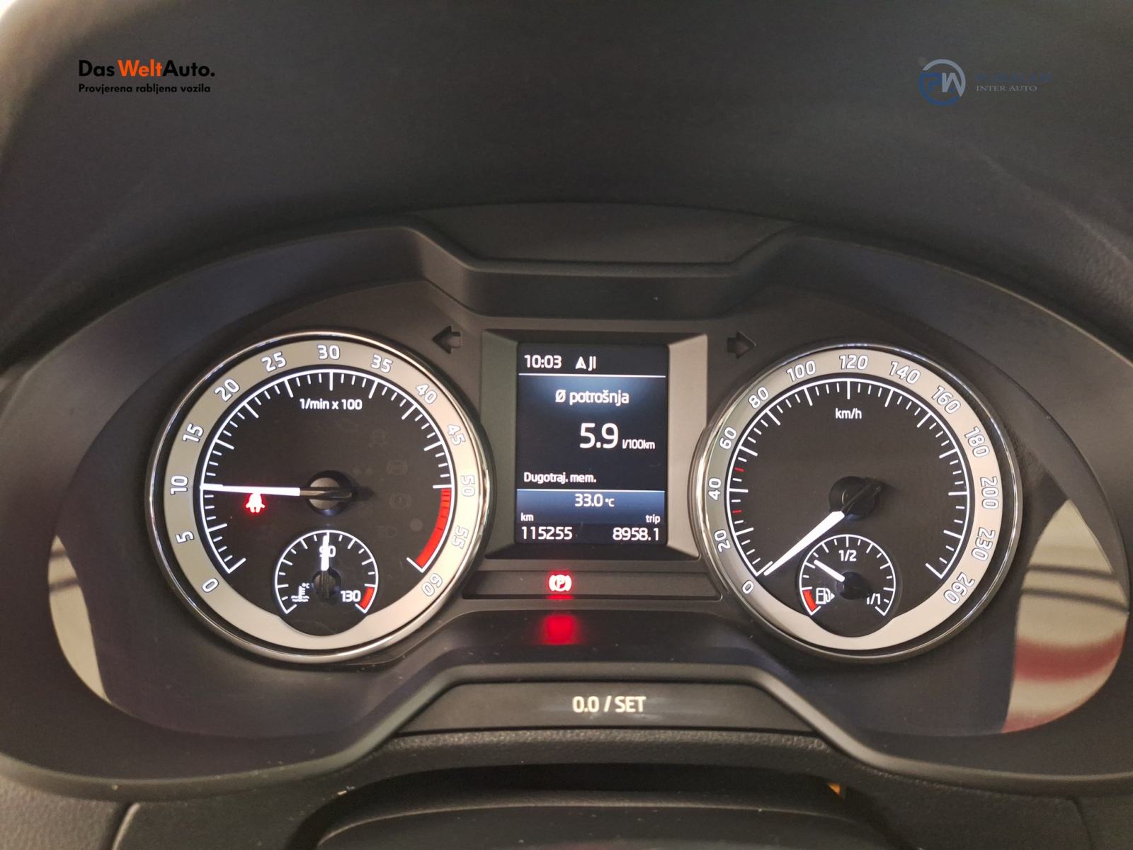 Škoda Octavia 1.6 TDI Style, fotografija 13