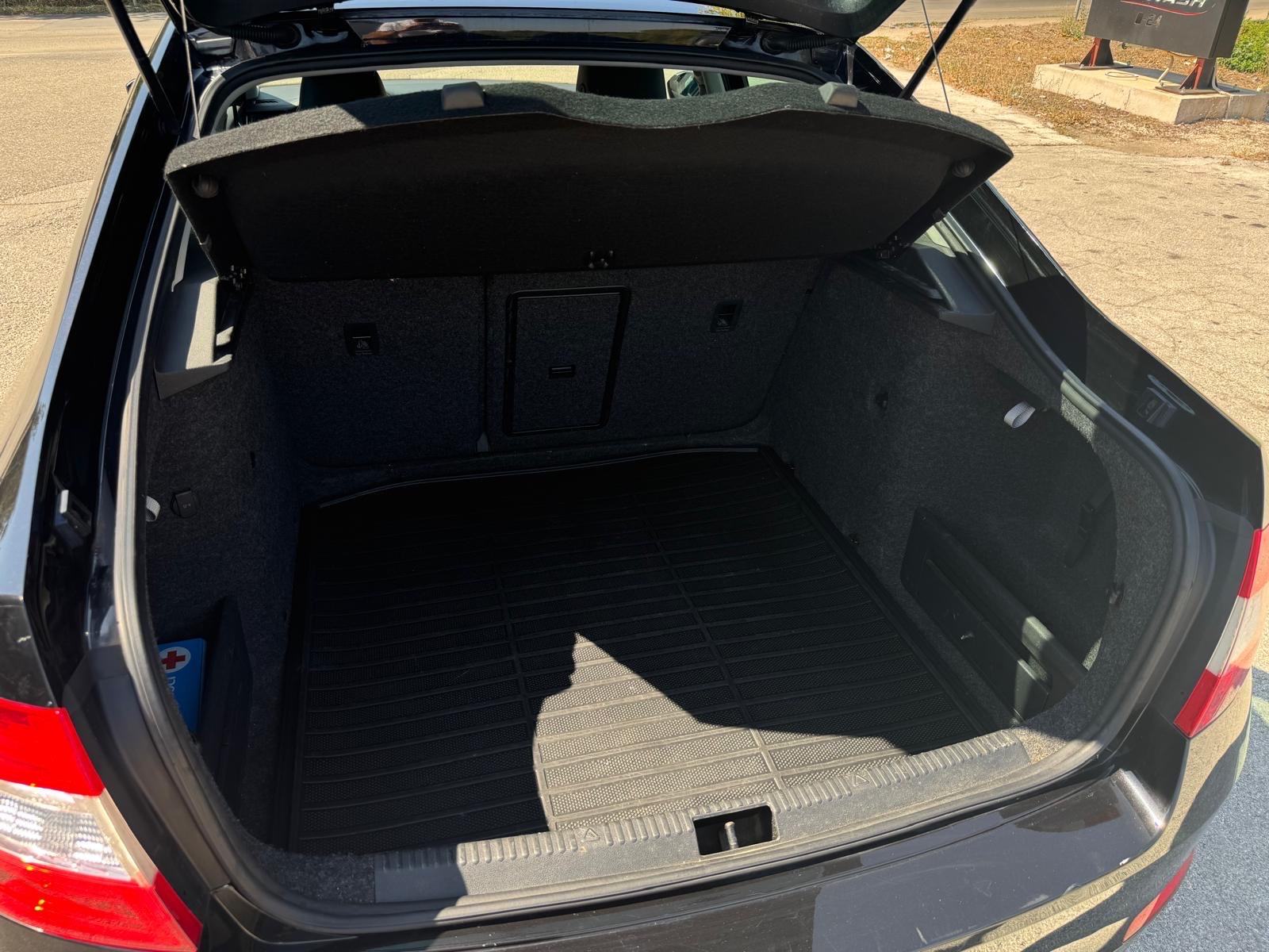 Škoda Octavia 1,6 TDI STYLE, fotografija 11