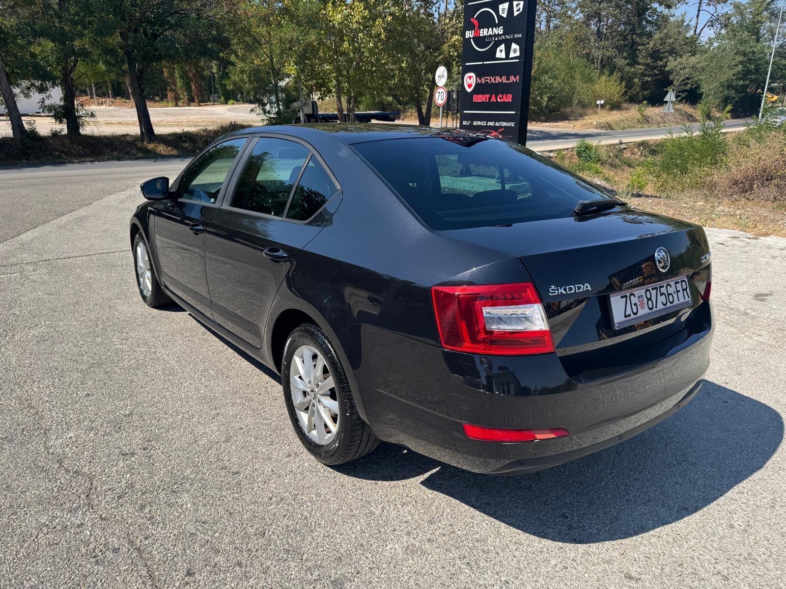Škoda Octavia 1,6 TDI STYLE, fotografija 5