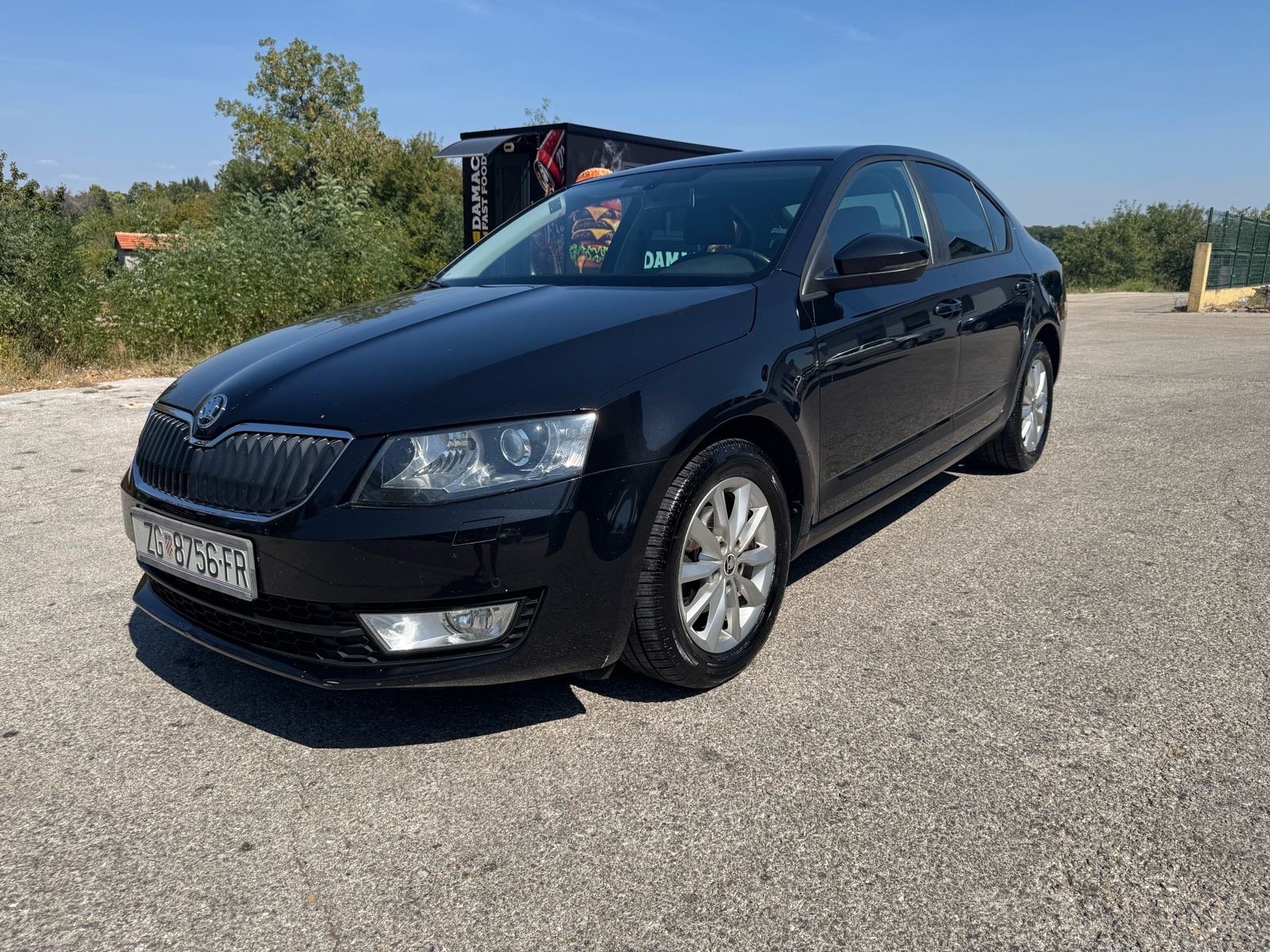 Škoda Octavia 1,6 TDI STYLE, fotografija 2