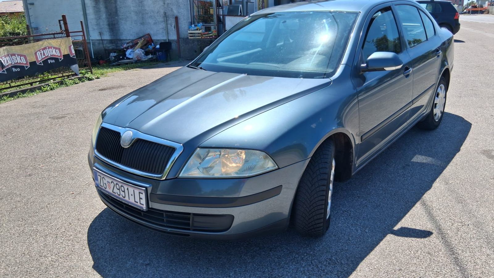 Škoda Octavia 1,9 TDI-odličan auto!-reg punu 1 g...1950eur, fotografija 6