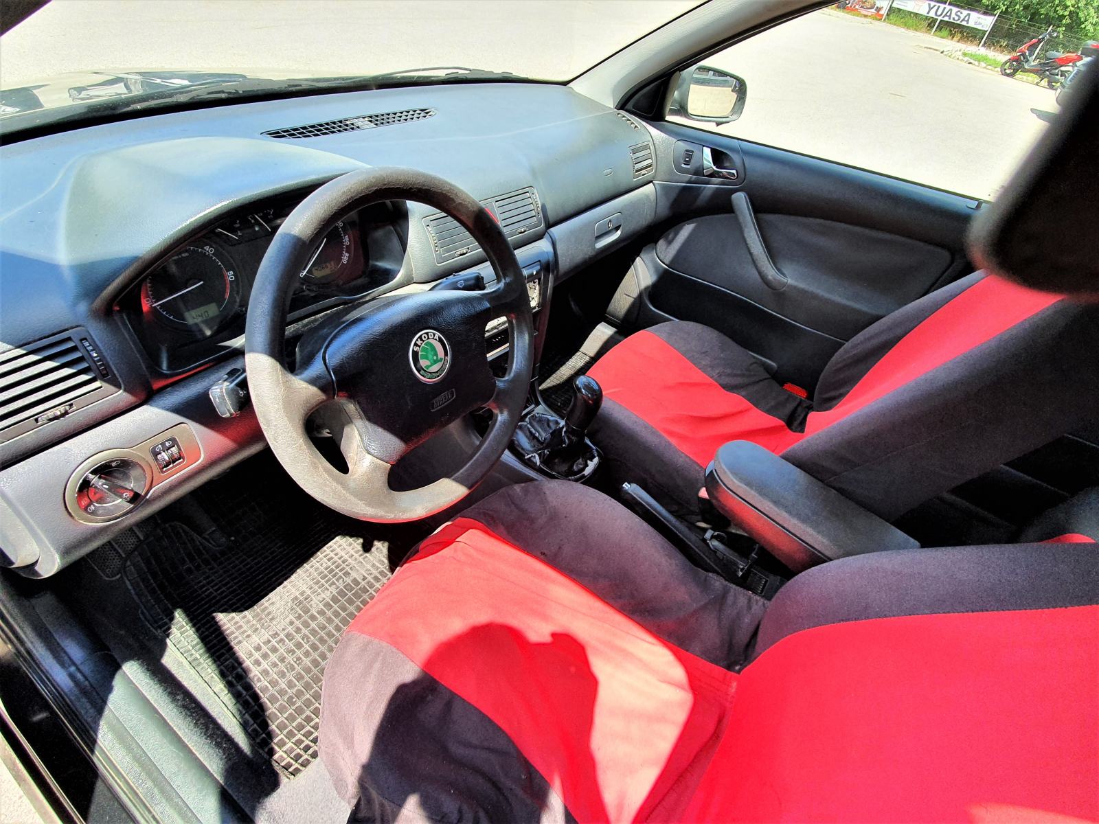 Škoda Octavia 1,9 TDI Kompletno uređenje motora!, fotografija 7
