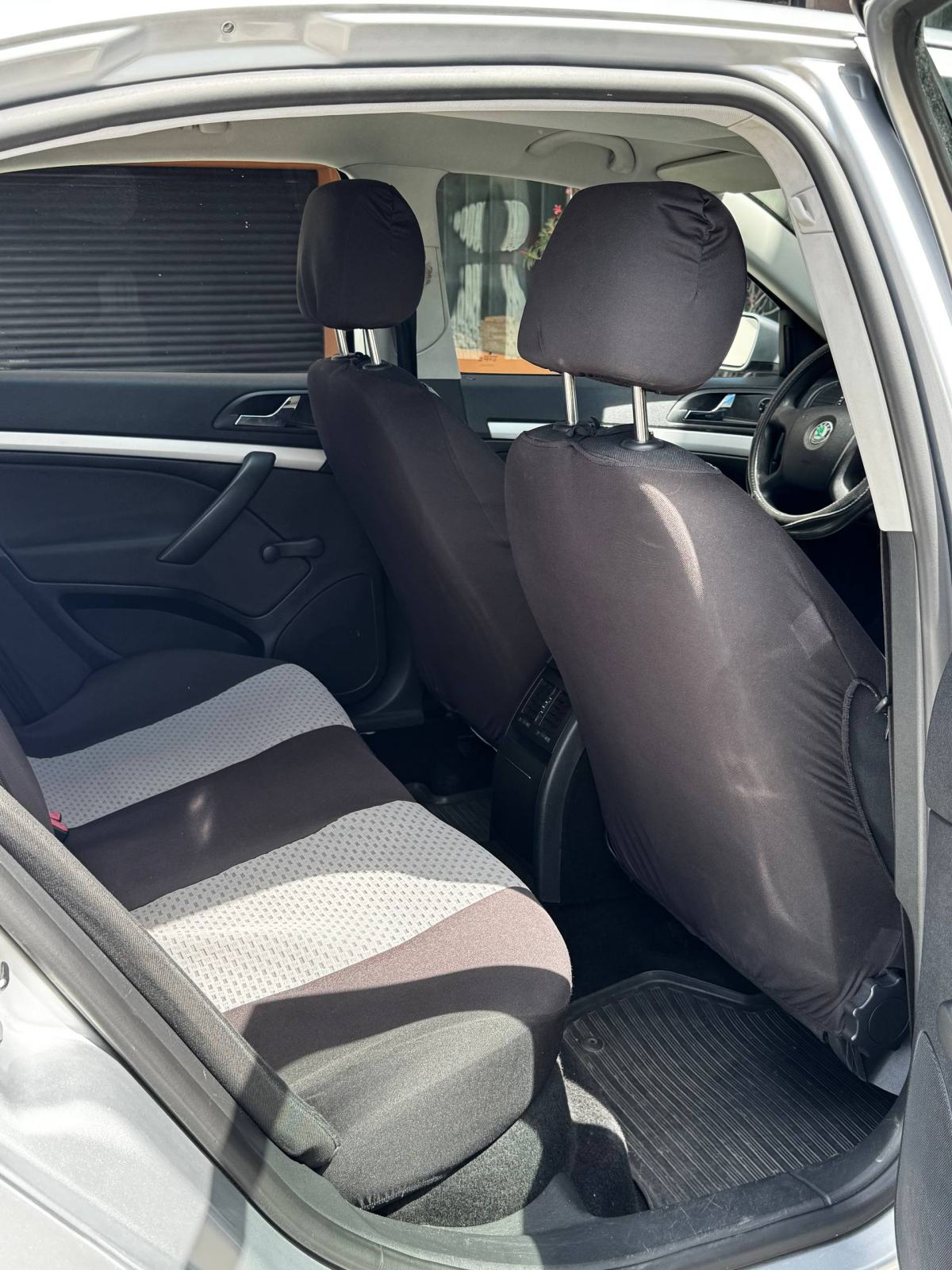 Škoda Octavia 1,9 TDI *KLIMA*REGAN*, fotografija 19