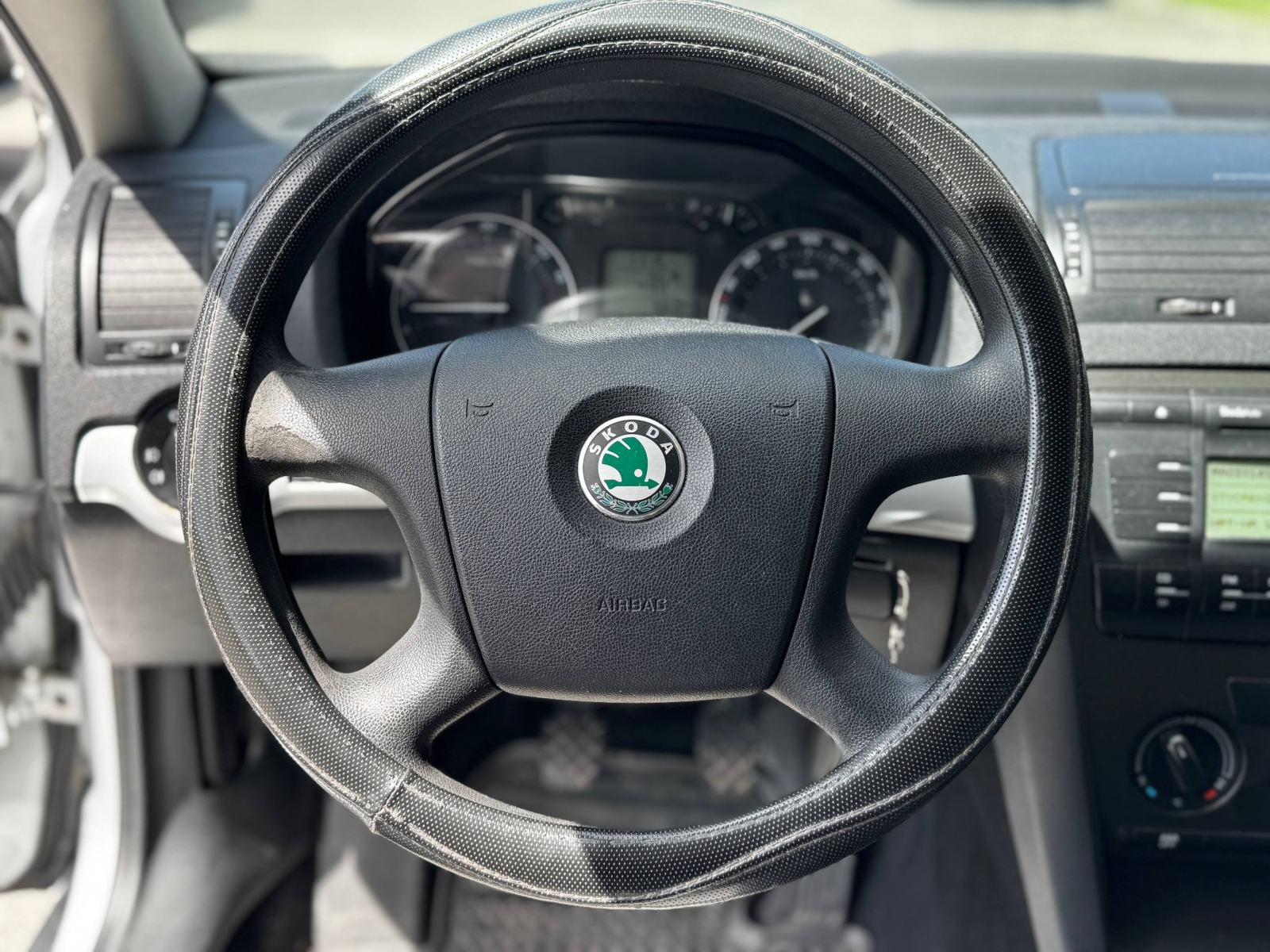 Škoda Octavia 1,9 TDI *KLIMA*REGAN*, fotografija 10