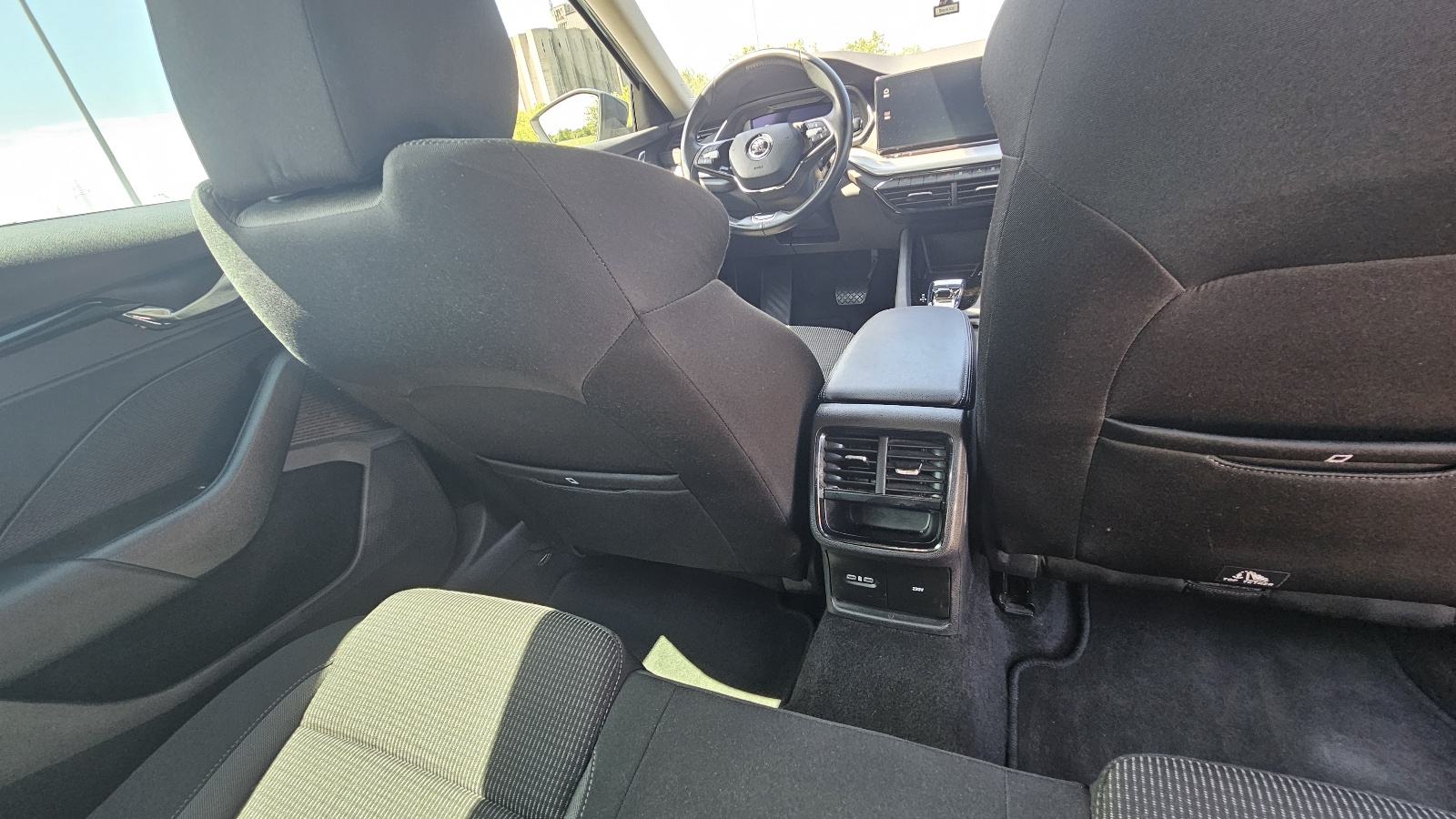 Škoda Octavia Combi 2,0/150 DSG 165.000 km, fotografija 13