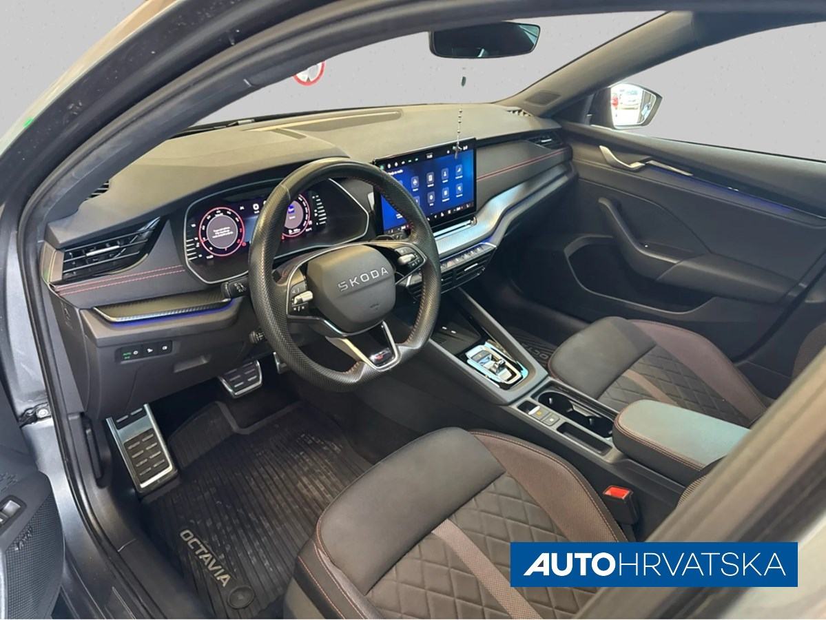 ŠKODA OCTAVIA 2.0 RS, 40.900,00 €, fotografija 11