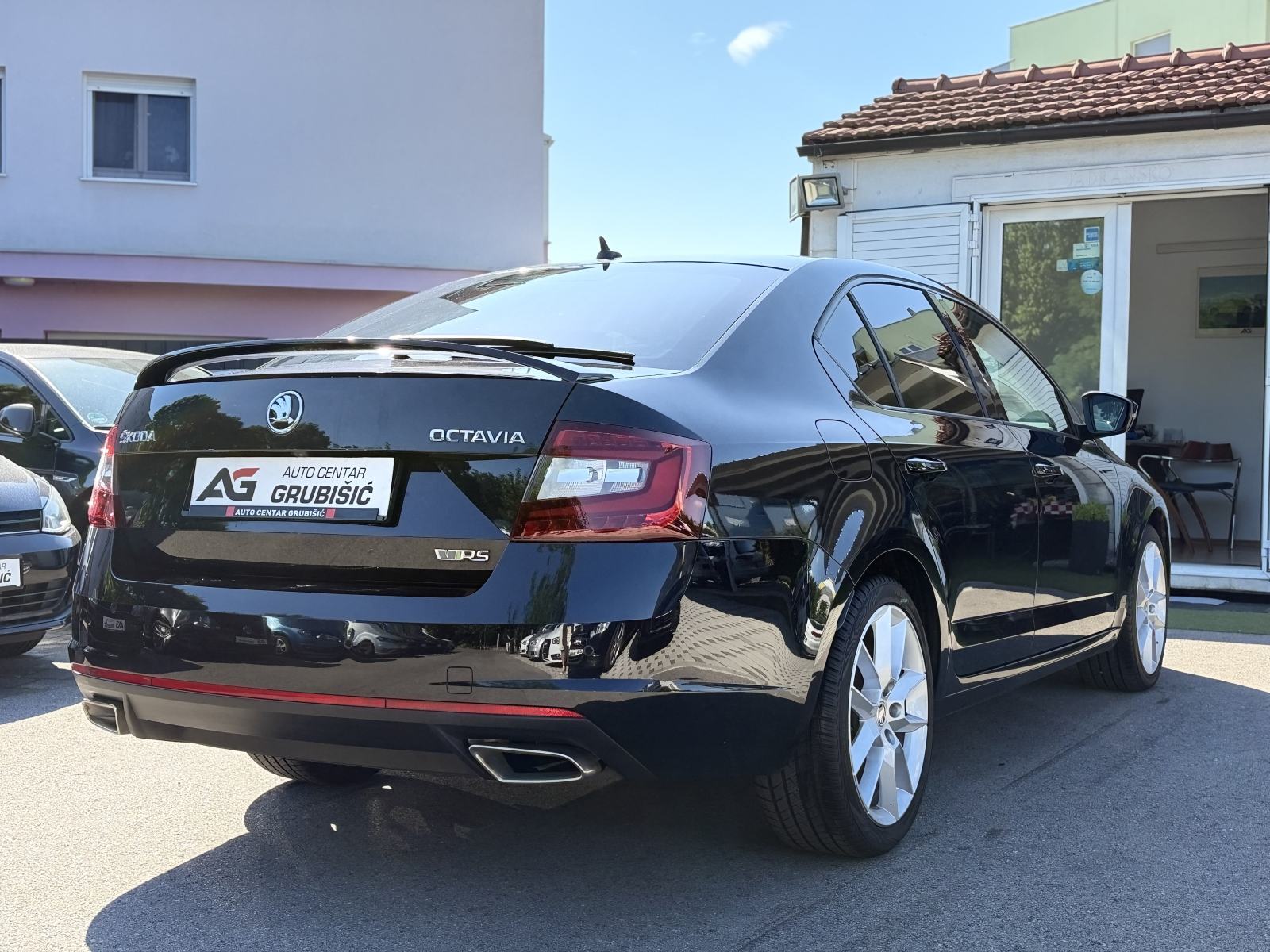 Škoda Octavia 2,0 RS DSG *RS* *Servisna knjiga* *Top oprema* *Jamstvo*, fotografija 12