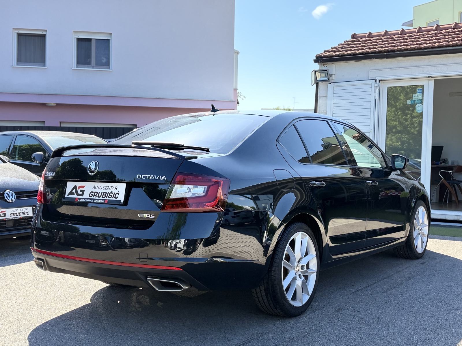 Škoda Octavia 2,0 RS DSG *RS* *Servisna knjiga* *Top oprema* *Jamstvo*, fotografija 5