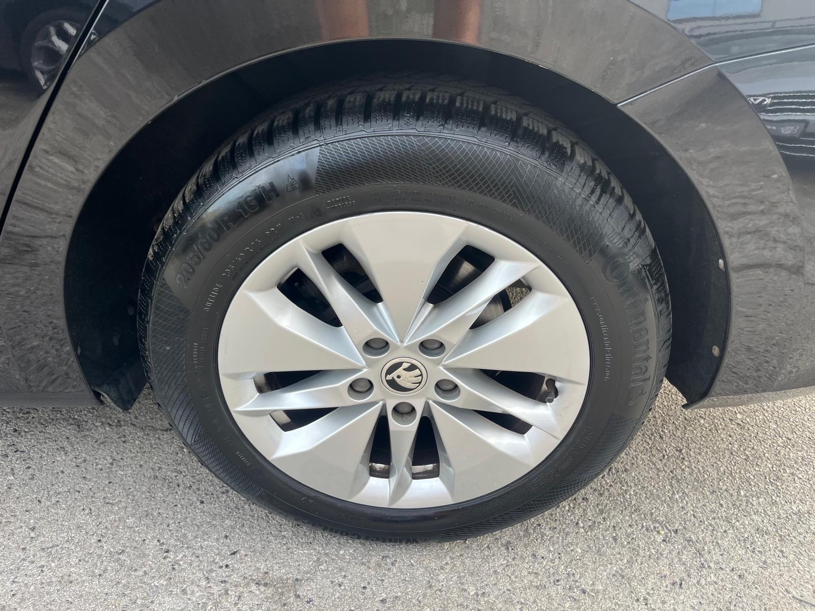 Škoda Octavia 2,0 TDI 1.VL Nije uvoz Jamstvo 1G, fotografija 9