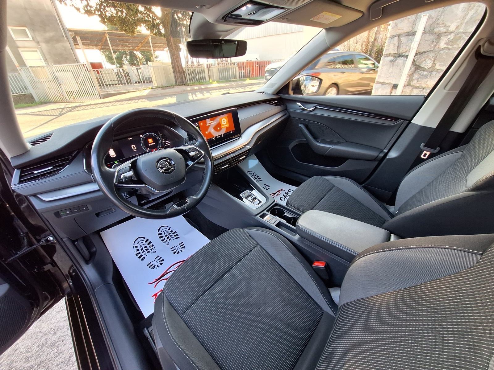 Škoda Octavia 2,0 TDI 150 KS automatik LED/NAVI.(u sustav pdv)Akcija, fotografija 12