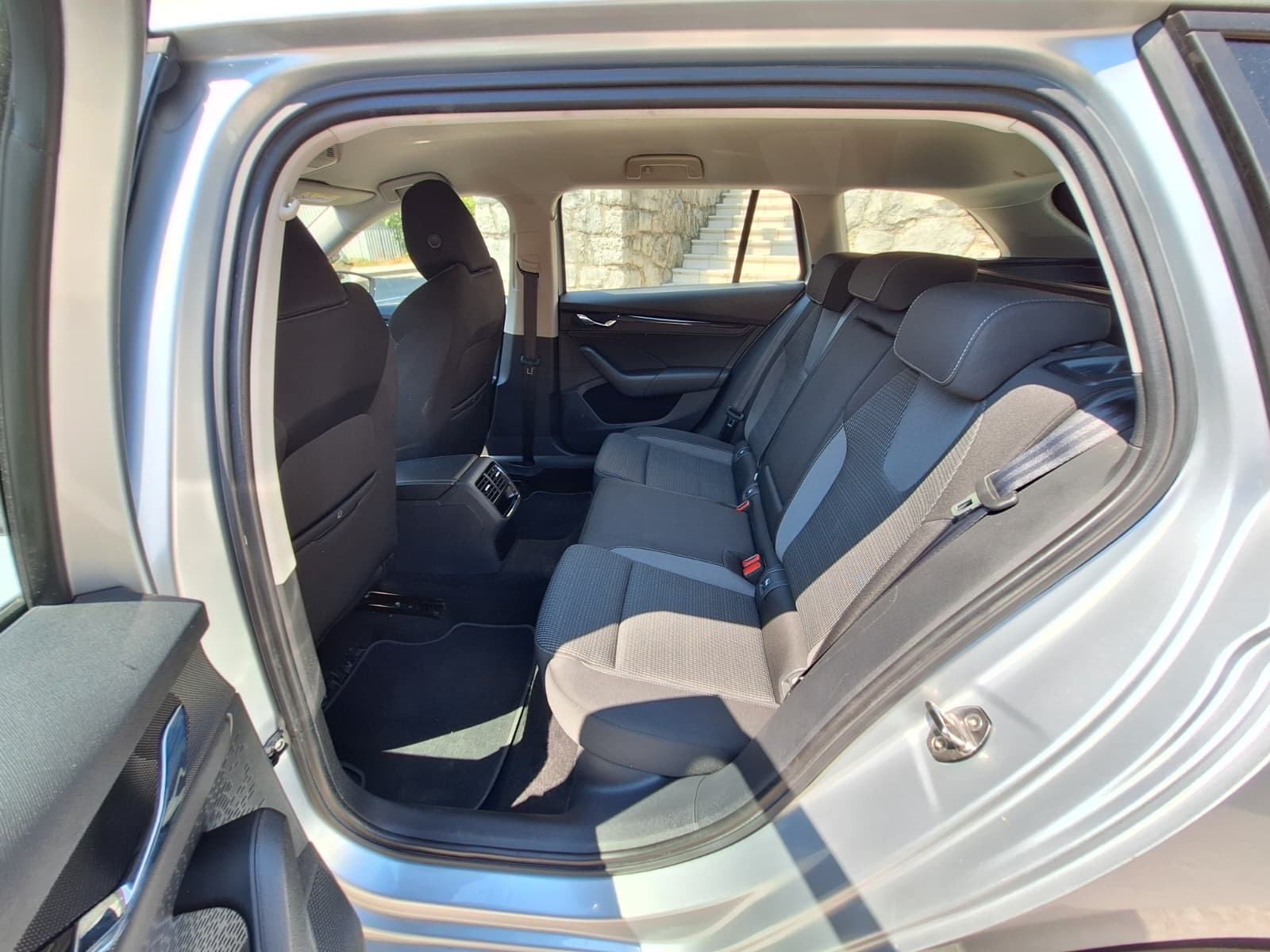 Škoda Octavia 2,0 TDI 150 KS DSG automatik(VIRTUL/LED/NAVI., fotografija 19