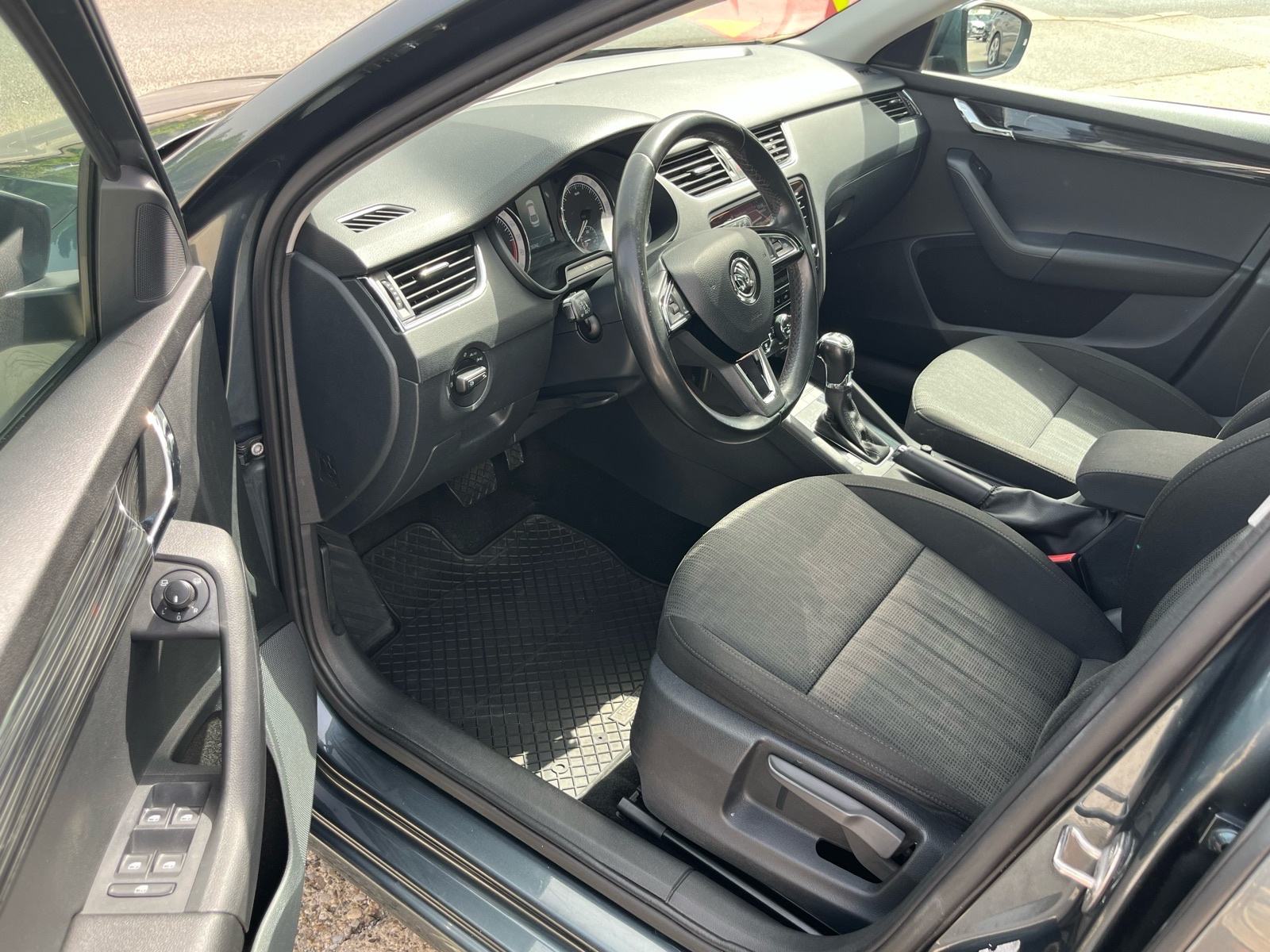 Škoda Octavia 2,0 TDI 150 KS DSG Style NAVI,LED 1VL Nije uvoz Jam 1G, fotografija 9