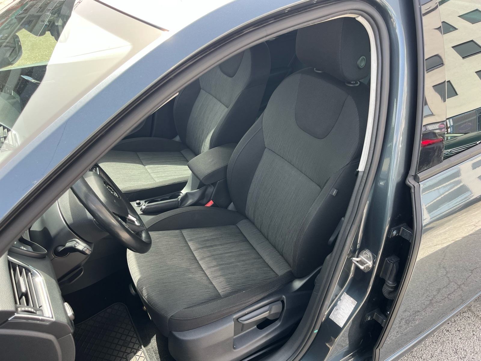 Škoda Octavia 2,0 TDI 150 KS DSG Style NAVI,LED 1VL Nije uvoz Jam 1G, fotografija 10