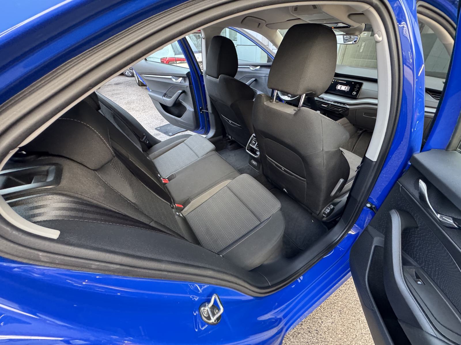Škoda Octavia 2,0 TDI AMBITION, fotografija 15