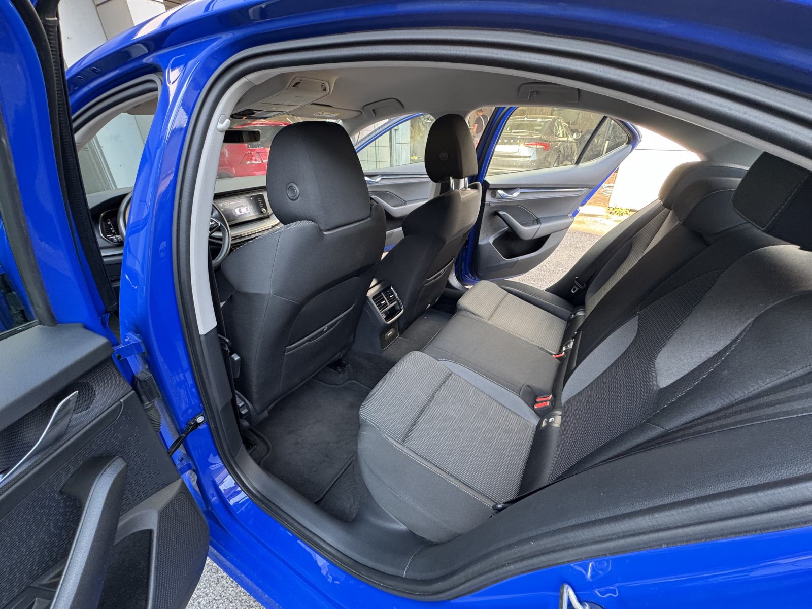 Škoda Octavia 2,0 TDI AMBITION, fotografija 13
