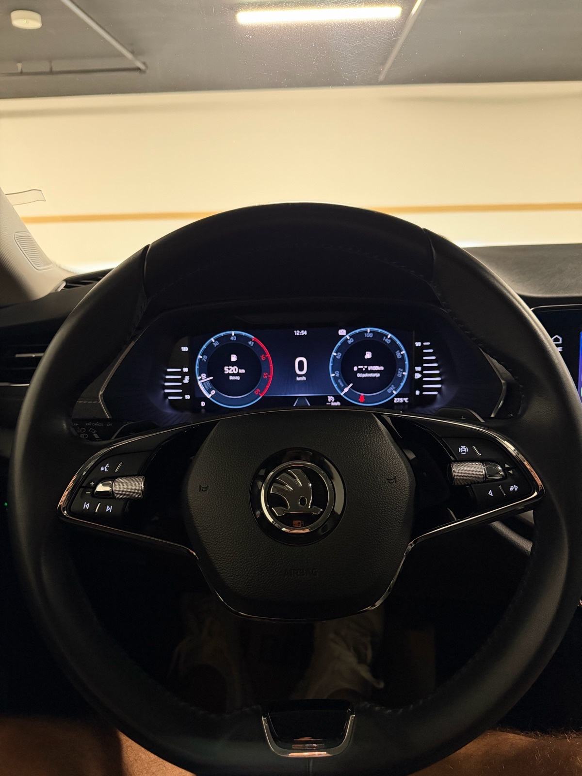 Škoda Octavia 2,0 TDI automatik,1.Vlasnik,Garancija 2030.god,REG.12/26, fotografija 9