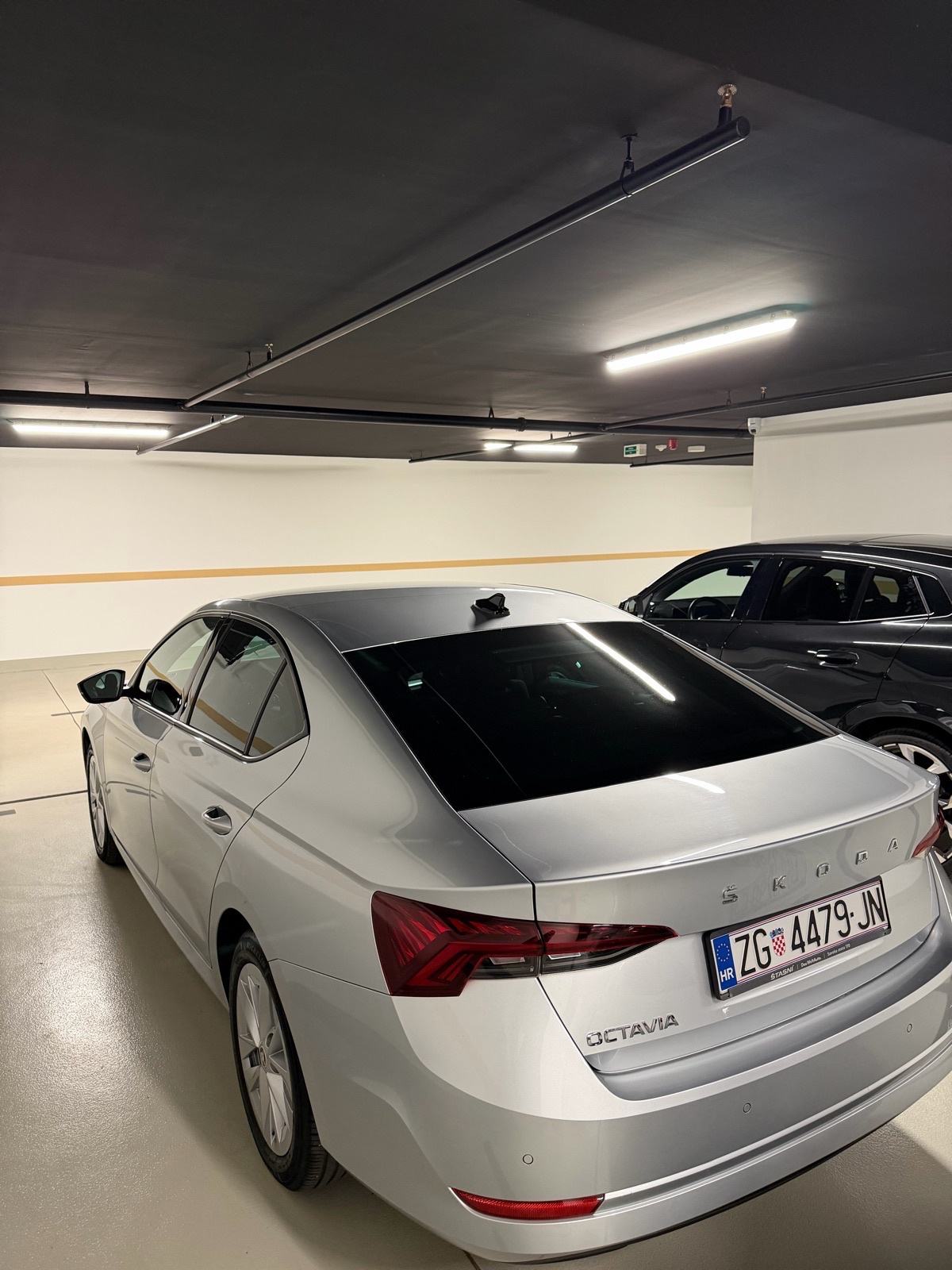 Škoda Octavia 2,0 TDI automatik,1.Vlasnik,Garancija 2030.god,REG.12/26, fotografija 5