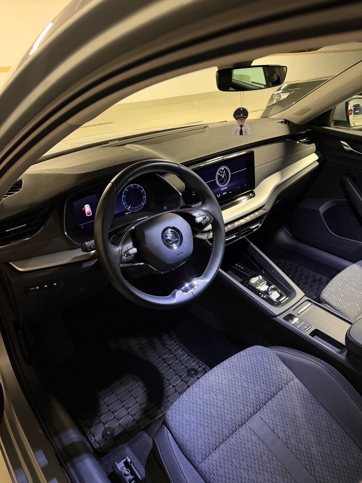 Škoda Octavia 2,0 TDI automatik,1.Vlasnik,Garancija 2030.god,REG.12/26, fotografija 10