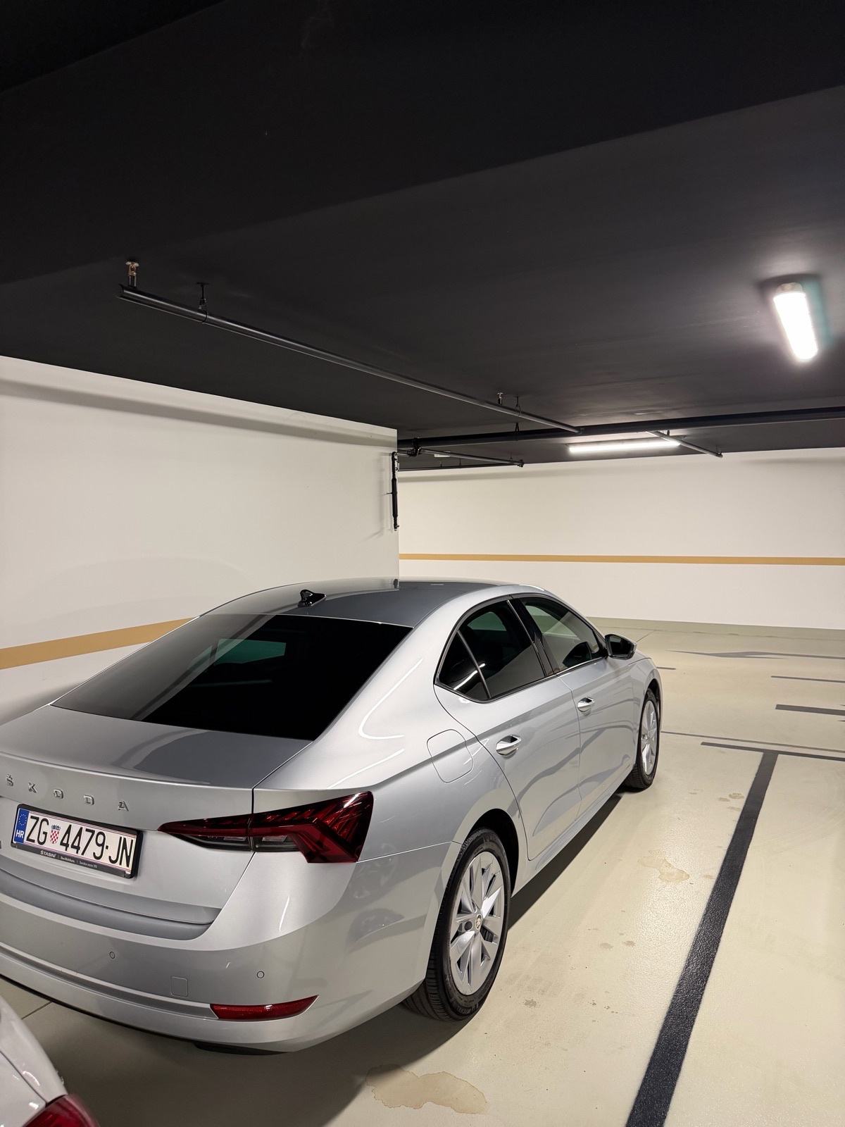 Škoda Octavia 2,0 TDI automatik,1.Vlasnik,Garancija 2030.god,REG.12/26, fotografija 7
