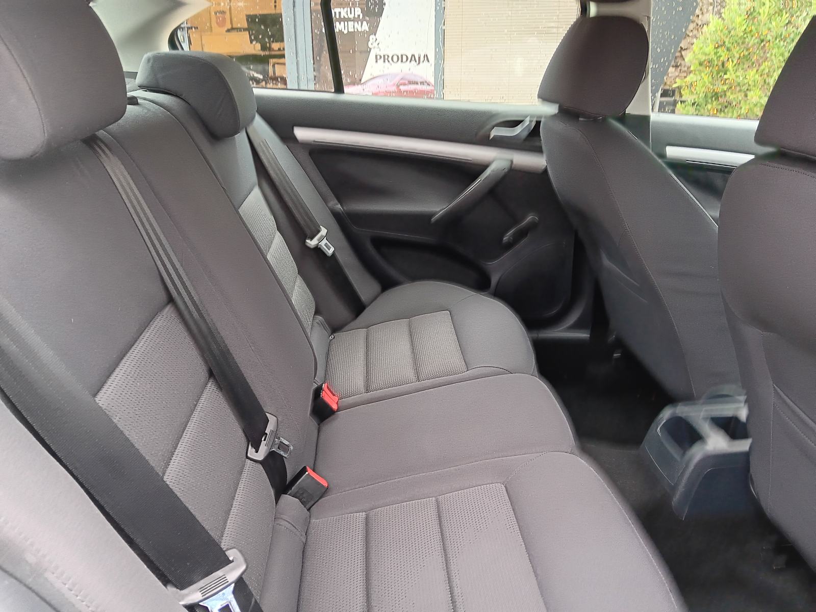 Škoda Octavia 2,0 TDI Automatik,1vlasnik,HR-vozilo,, fotografija 11