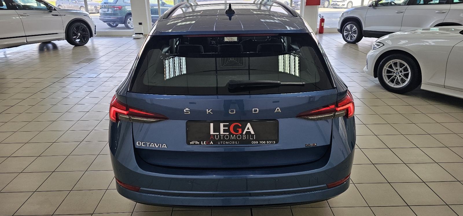 Škoda Octavia 2,0 TDI automatik AMBITION, fotografija 6