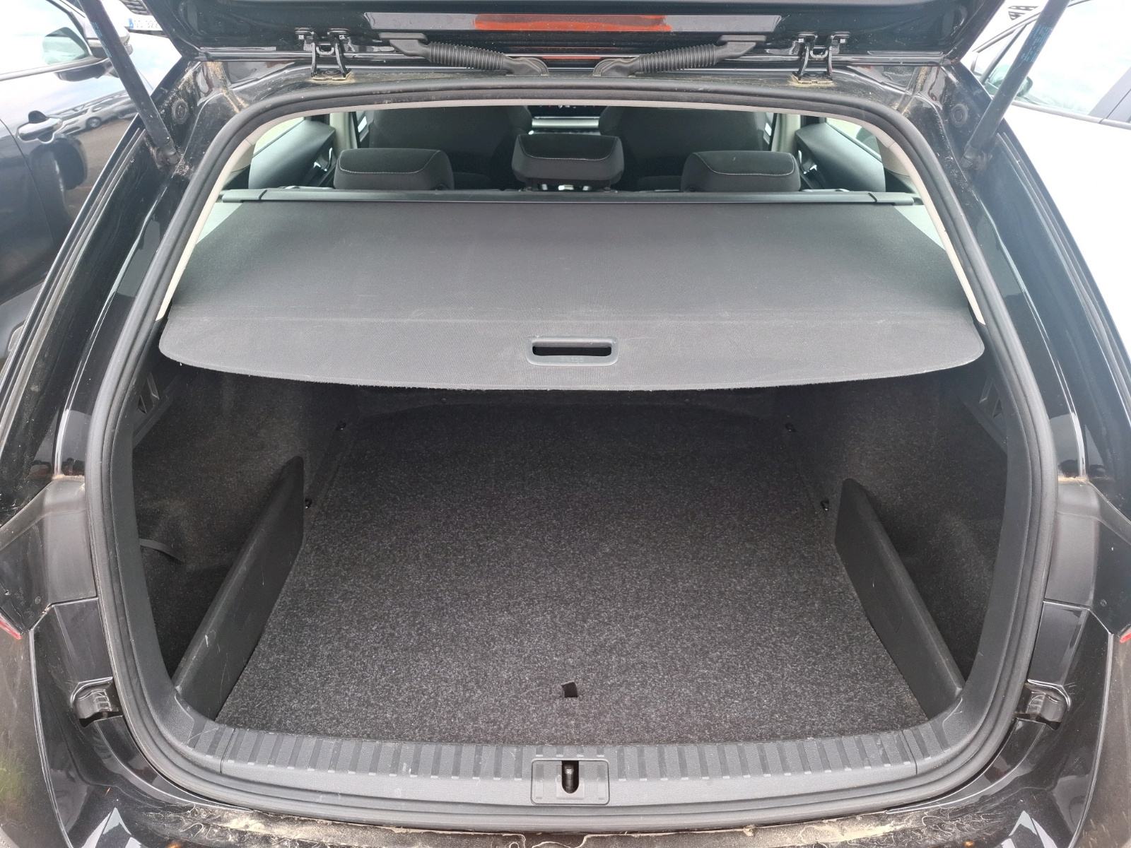 ŠKODA OCTAVIA 2.0 TDI • AUTOMATIK DSG • MOD.2024. • FULL OPREMA, fotografija 8