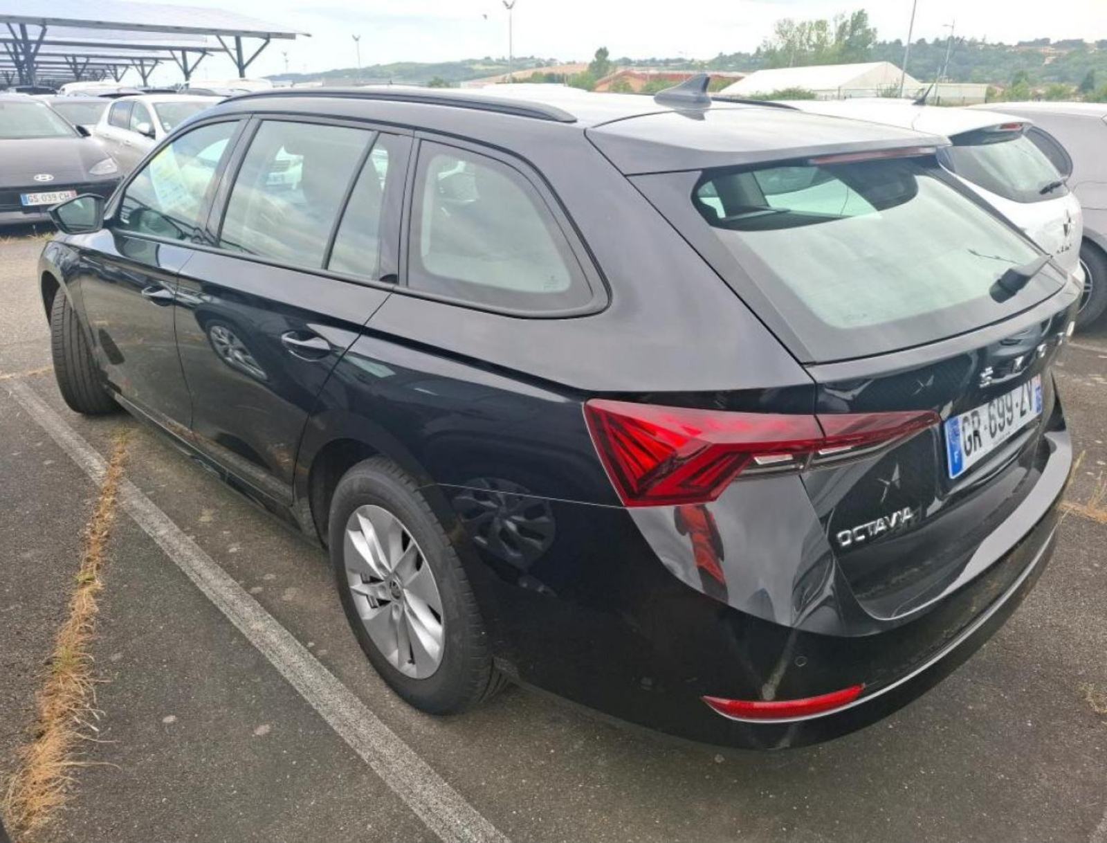 ŠKODA OCTAVIA 2.0 TDI • AUTOMATIK DSG • MOD.2024. • FULL OPREMA, pogled izvana - slika 4