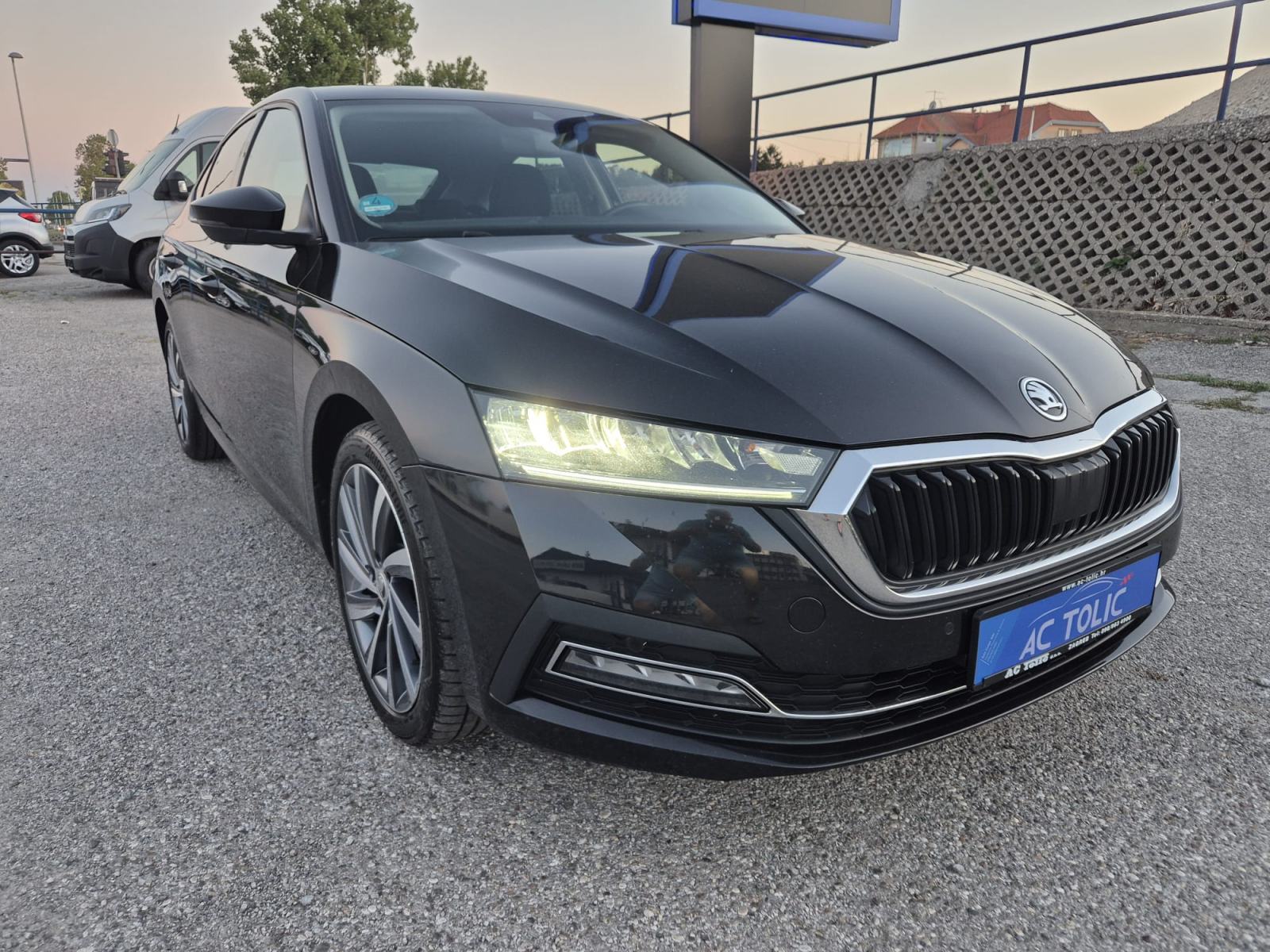 Škoda Octavia 2.0 TDI automatik LEASING. Cijena sa PDV-om!!, fotografija 2