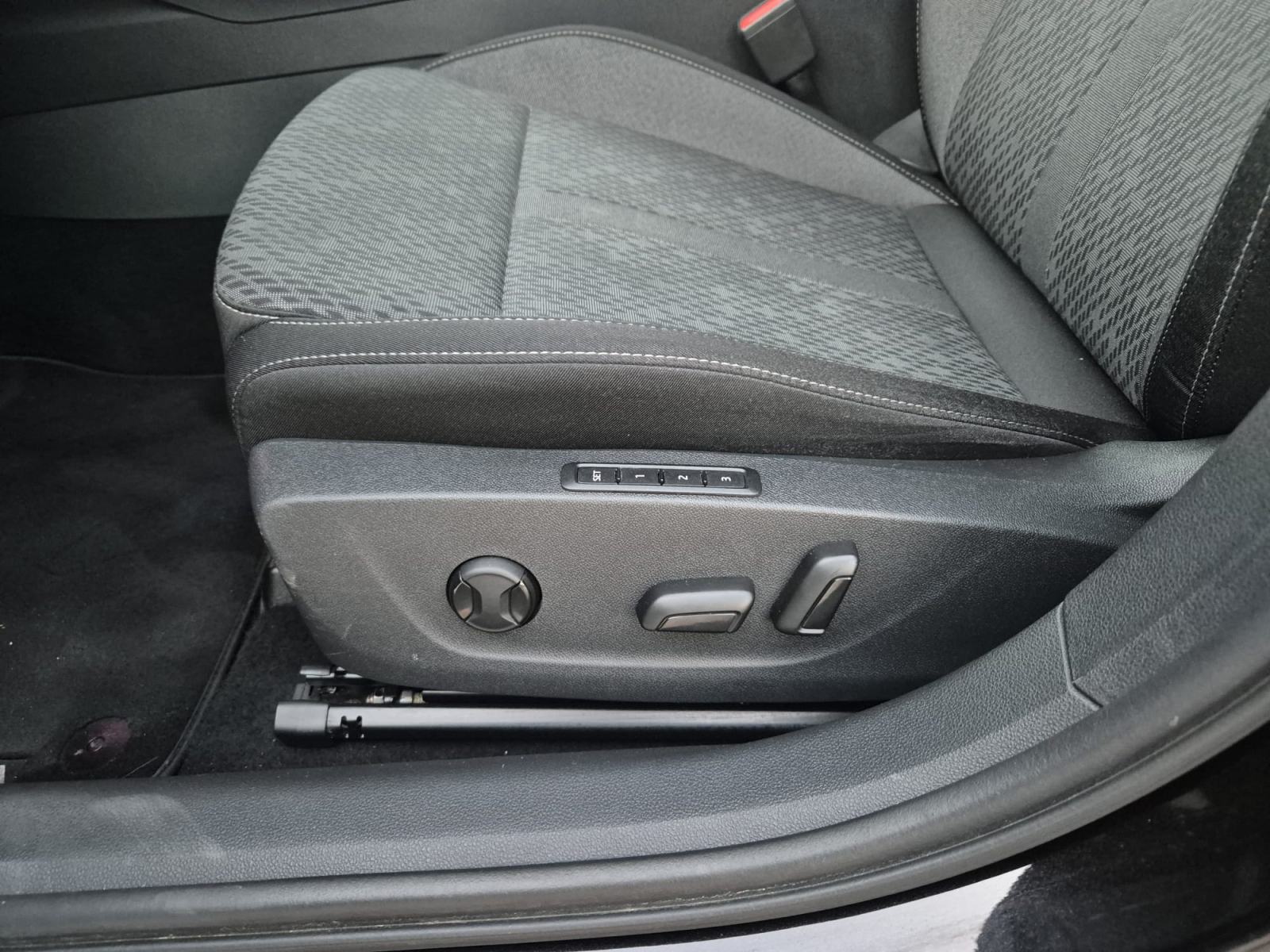 Škoda Octavia 2.0 TDI automatik LEASING. Cijena sa PDV-om!!, fotografija 13