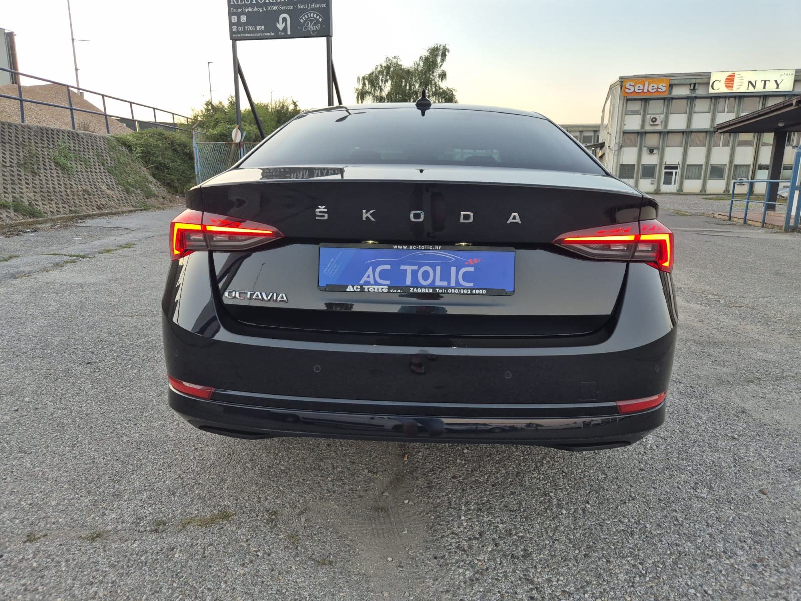 Škoda Octavia 2.0 TDI automatik LEASING. Cijena sa PDV-om!!, fotografija 5