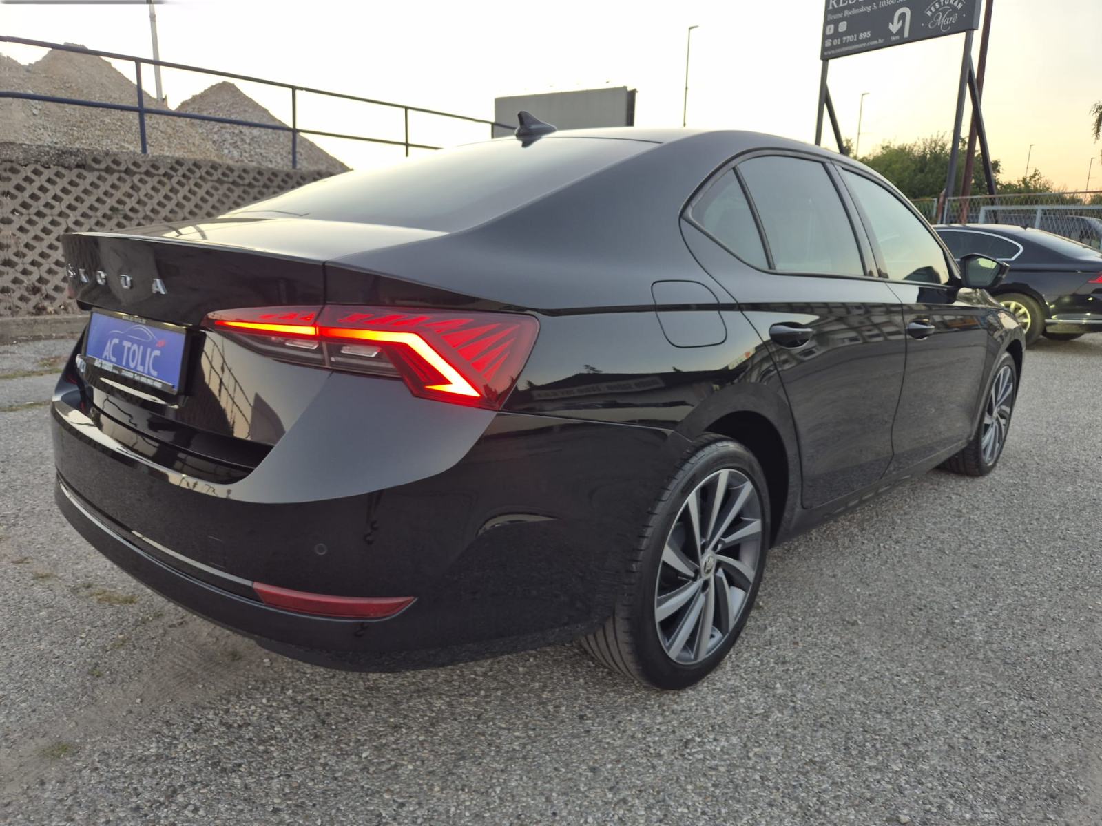 Škoda Octavia 2.0 TDI automatik LEASING. Cijena sa PDV-om!!, fotografija 4