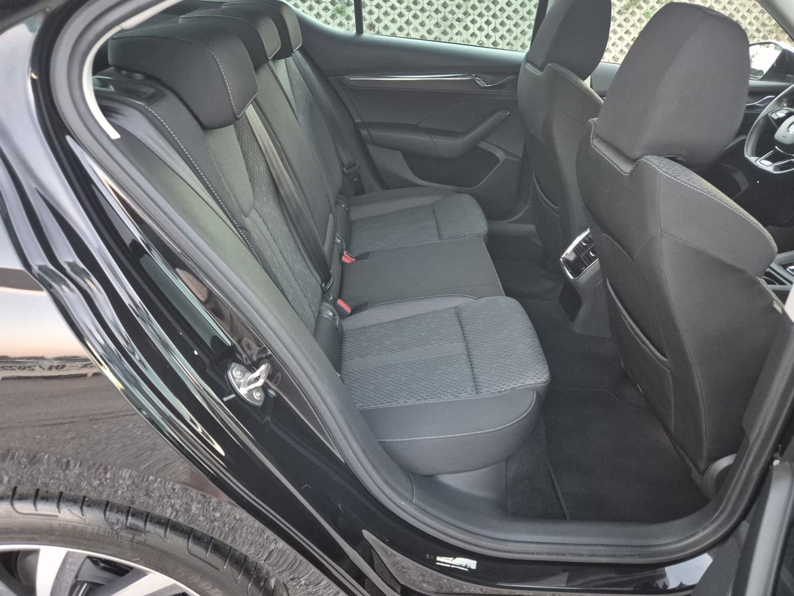 Škoda Octavia 2.0 TDI automatik LEASING. Cijena sa PDV-om!!, fotografija 11