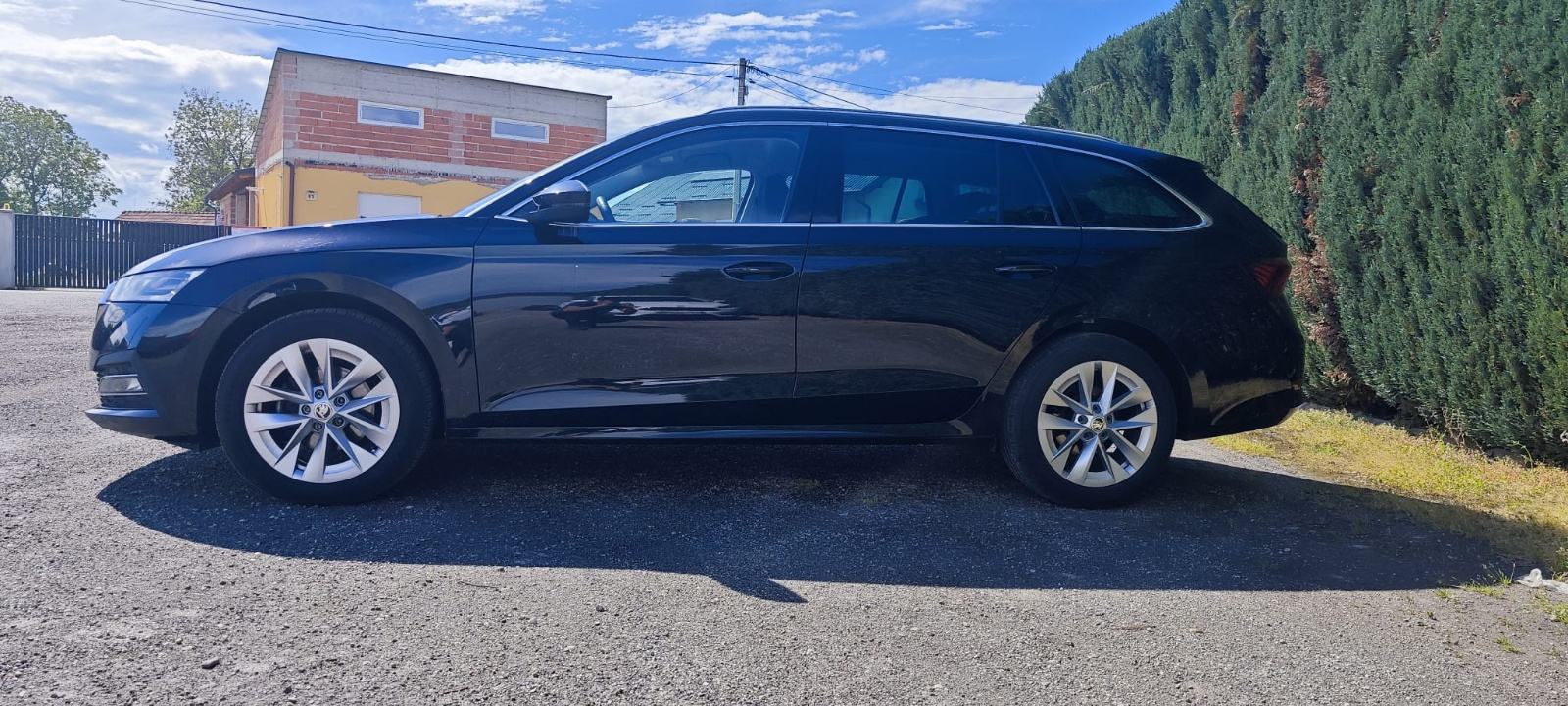Škoda Octavia 2.0 TDI Full oprema, fotografija 4
