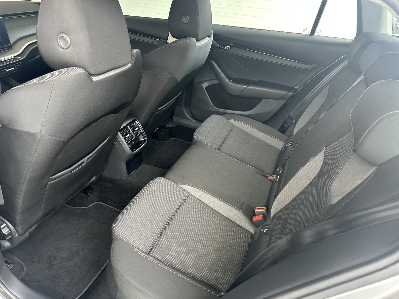 Škoda Octavia 2,0 TDI automatik, fotografija 6
