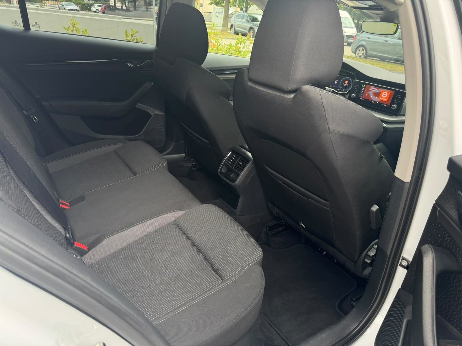 Škoda Octavia 2,0 TDI automatik, fotografija 15