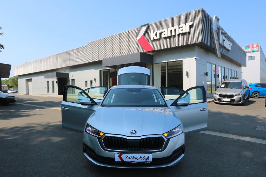Škoda Octavia 2.0 TDI DSG-Tiptronik Business 150 KS -Novi model-, fotografija 13