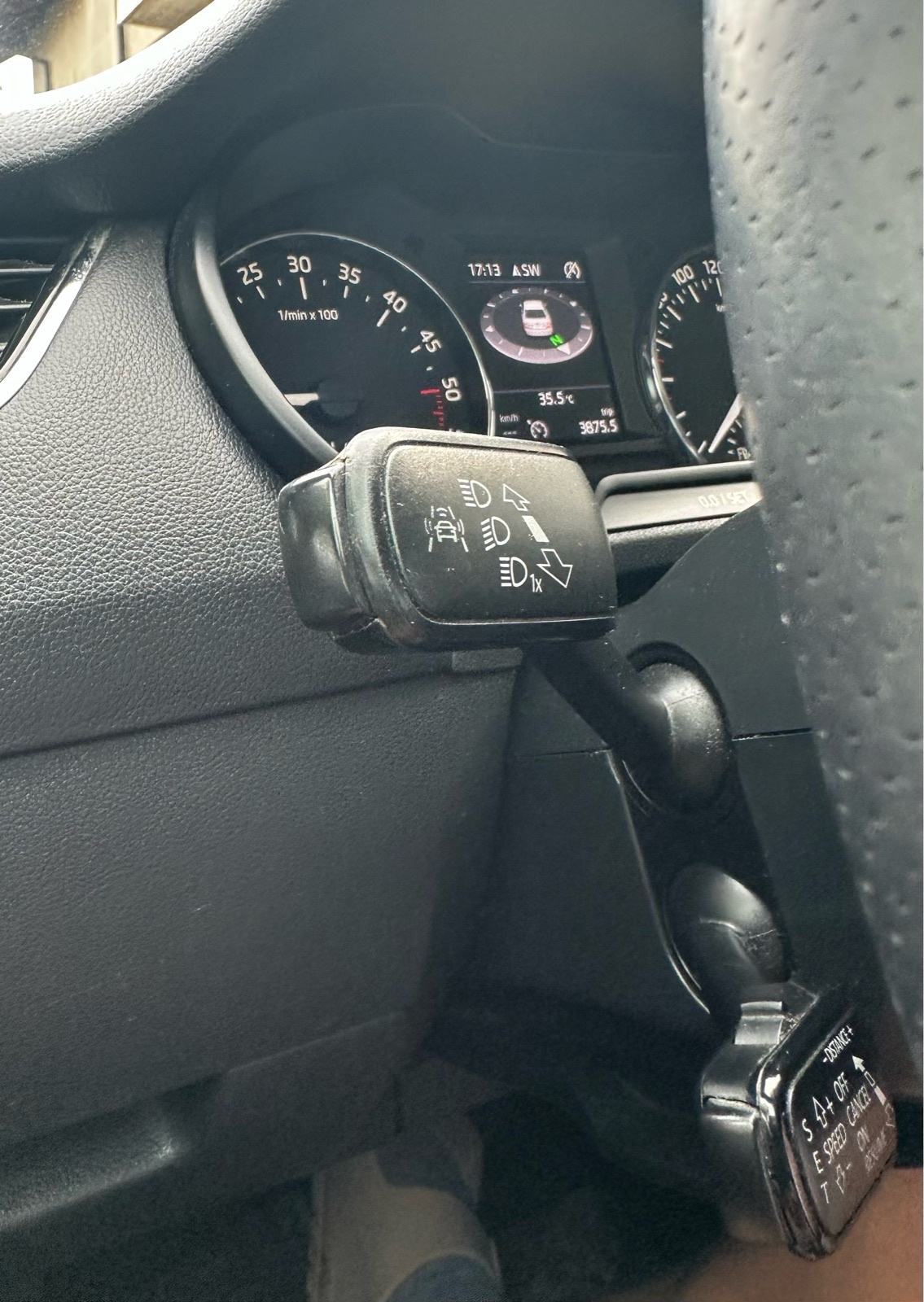 Škoda Octavia 2,0 TDI DSG, fotografija 14