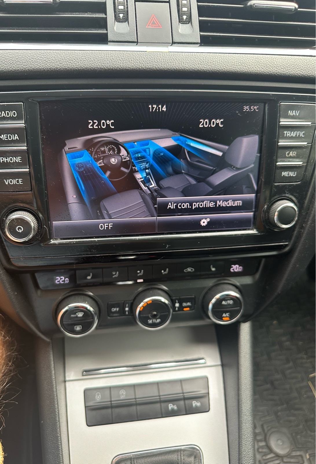 Škoda Octavia 2,0 TDI DSG, fotografija 16
