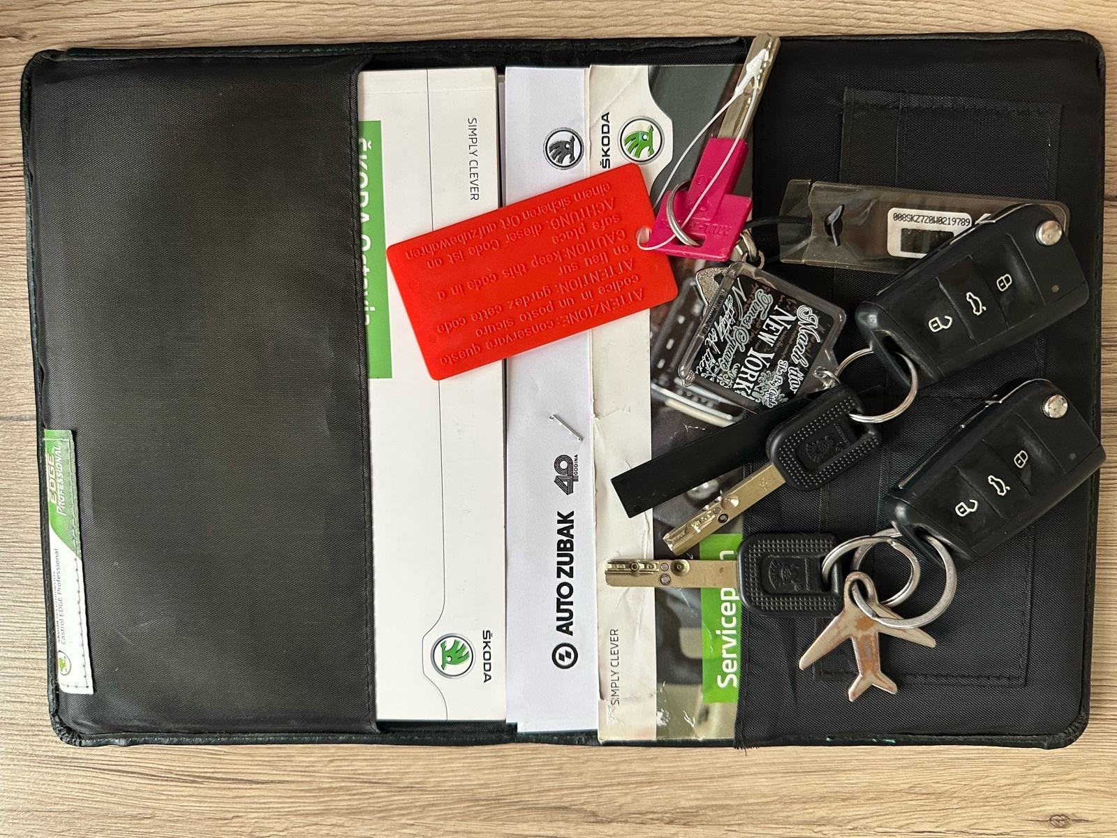 Škoda Octavia 2,0 TDI DSG, fotografija 6