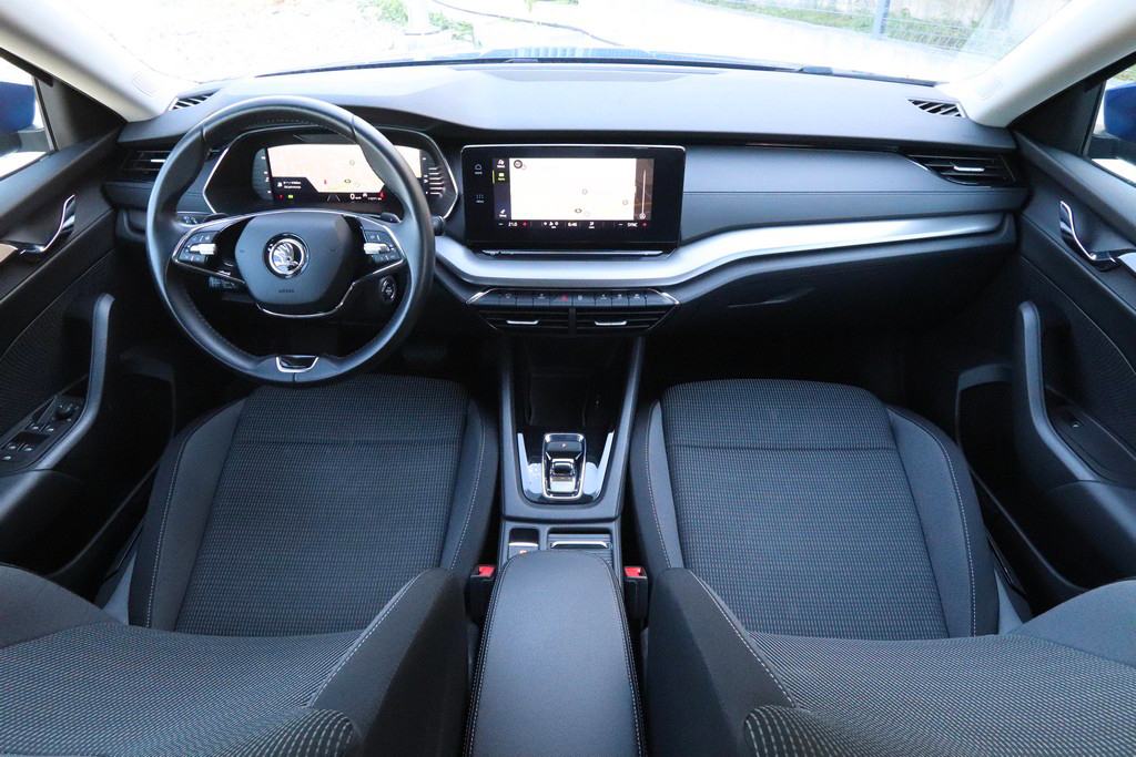 Škoda Octavia 2.0 TDI DSG-Tiptronik Business VIRTUAL COCKPIT 150 KS, fotografija 5