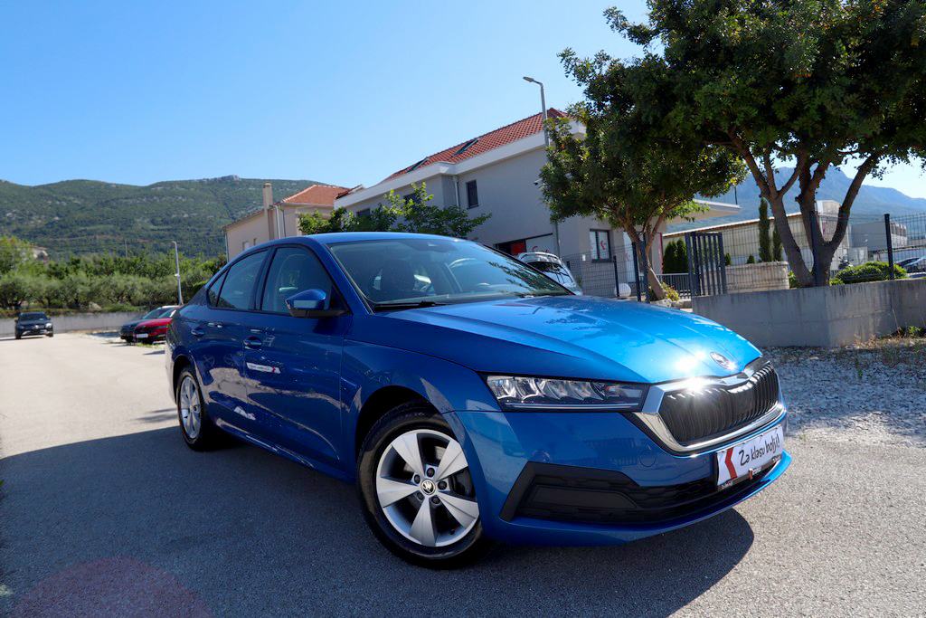 Škoda Octavia 2.0 TDI DSG-Tiptronik Business VIRTUAL COCKPIT 150 KS, fotografija 12