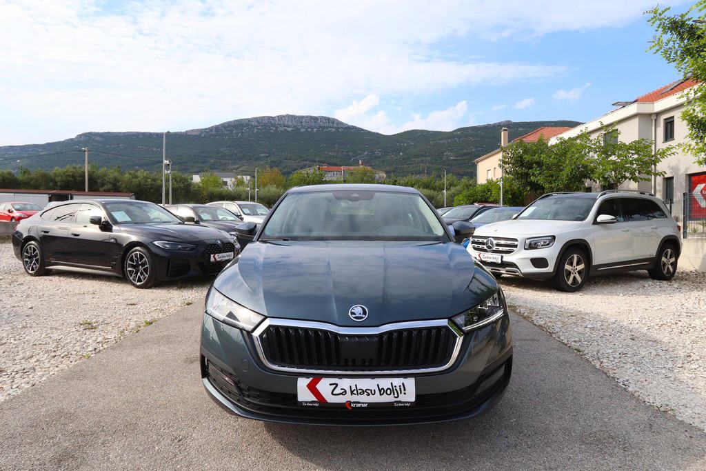 Škoda Octavia 2.0 TDI DSG-Tiptronik Business VIRTUAL COCKPIT 150 KS, fotografija 4