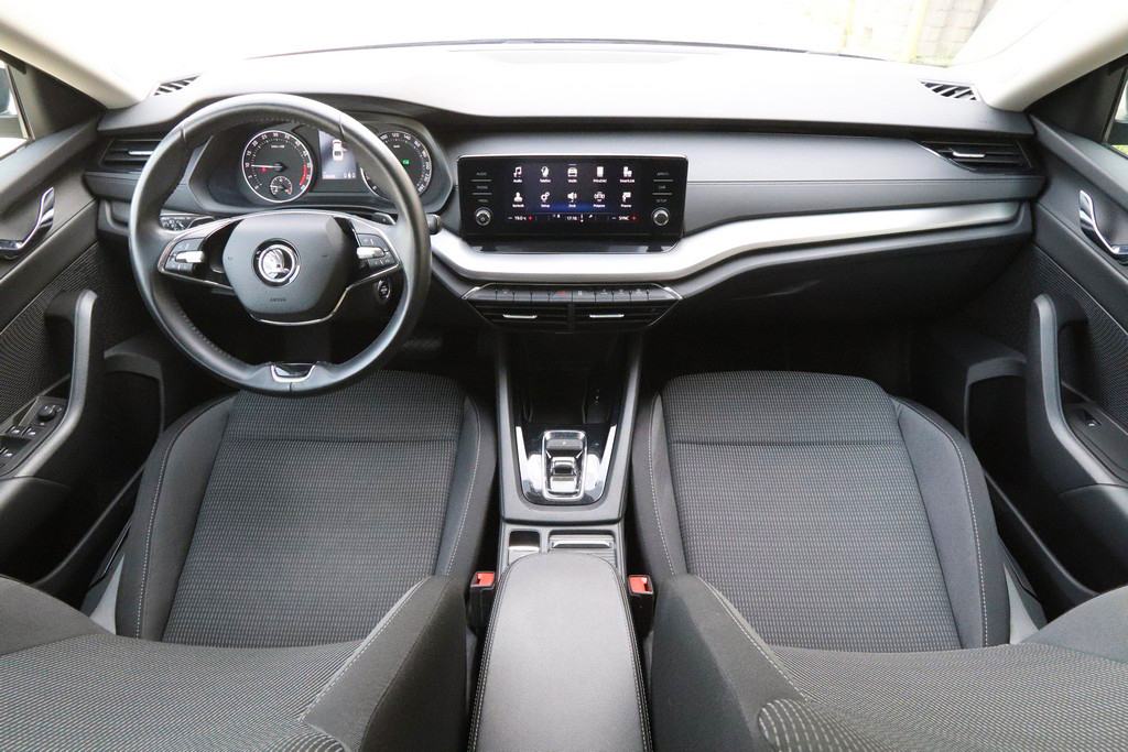 Škoda Octavia 2.0 TDI DSG-Tiptronik Business VIRTUAL COCKPIT 150 KS, fotografija 5