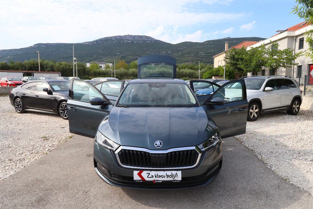 Škoda Octavia 2.0 TDI DSG-Tiptronik Business VIRTUAL COCKPIT 150 KS, fotografija 13