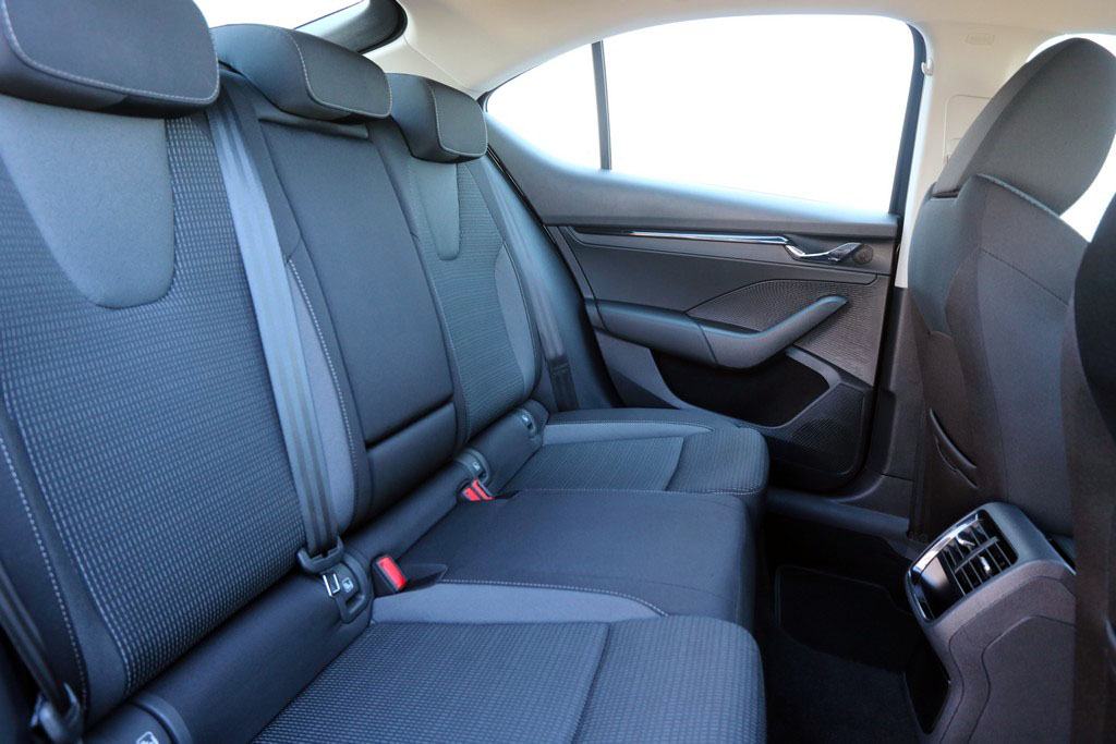 Škoda Octavia 2.0 TDI DSG-Tiptronik Business VIRTUAL COCKPIT, fotografija 8