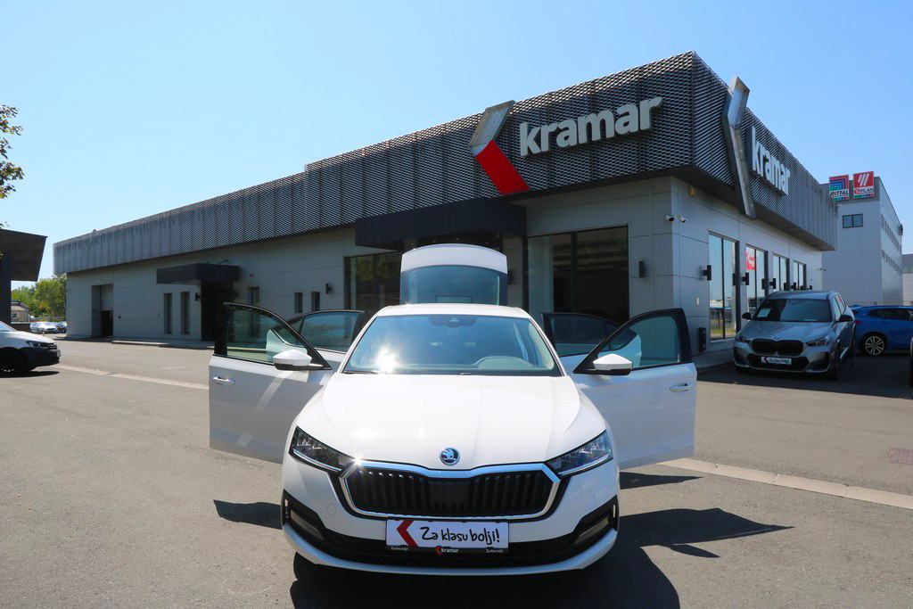 Škoda Octavia 2.0 TDI Business VIRTUAL COCKPIT -Novi model-, fotografija 13