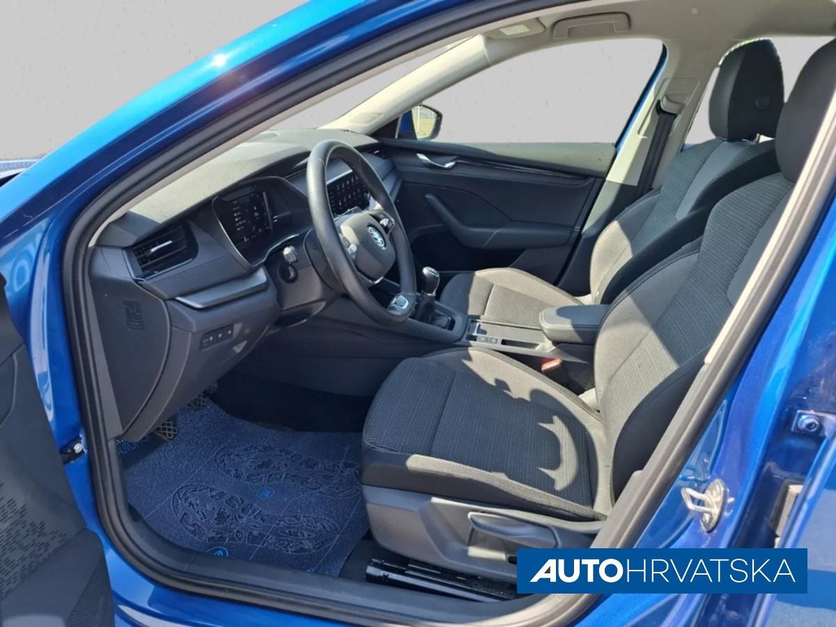 ŠKODA OCTAVIA 2.0 TDI COMBI AMBITION - JAMSTVO 15 MJESECI, 20.990,00, fotografija 9